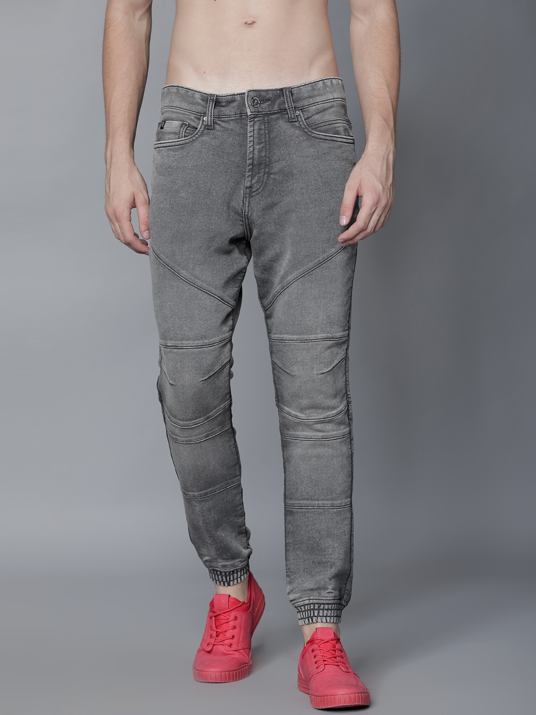 

LOCOMOTIVE Men Grey Jogger Mid-Rise Clean Look Stretchable Joggers