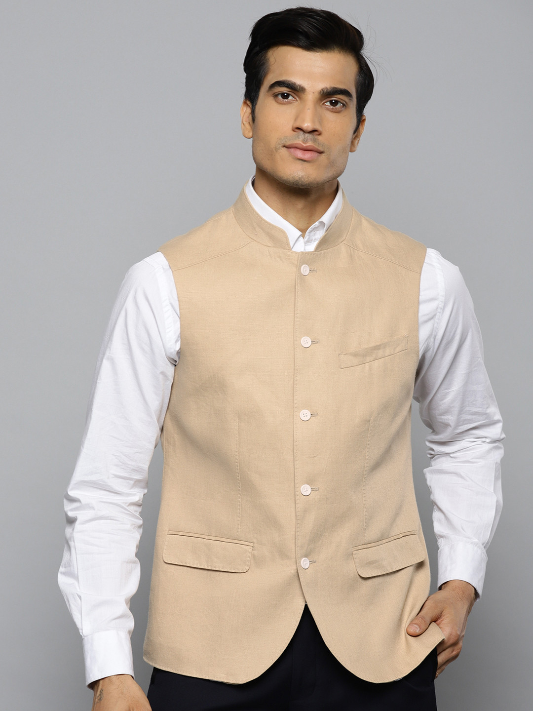 

Blackberrys Men Beige Slim Fit Solid Linen Nehru Jacket