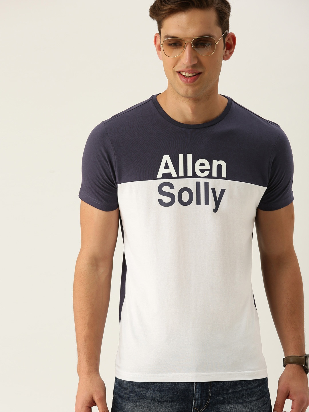 

Allen Solly Men White Printed Round Neck Pure Cotton T-shirt