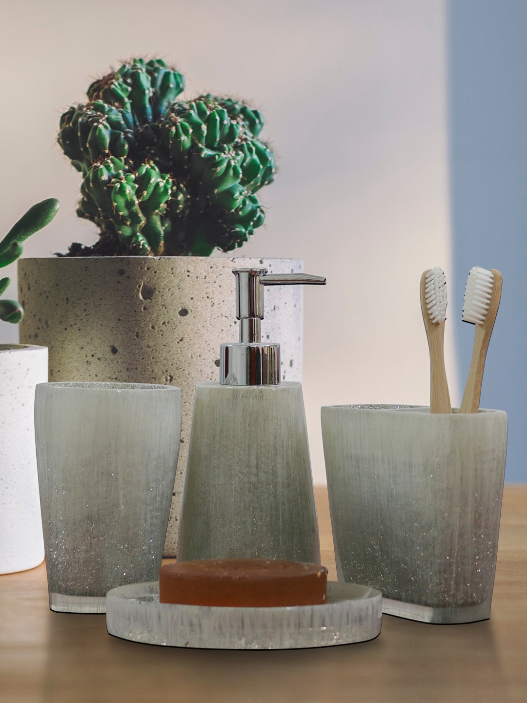 

Shresmo Set Of 4 Silver-Toned Polyresin Bath Accessories