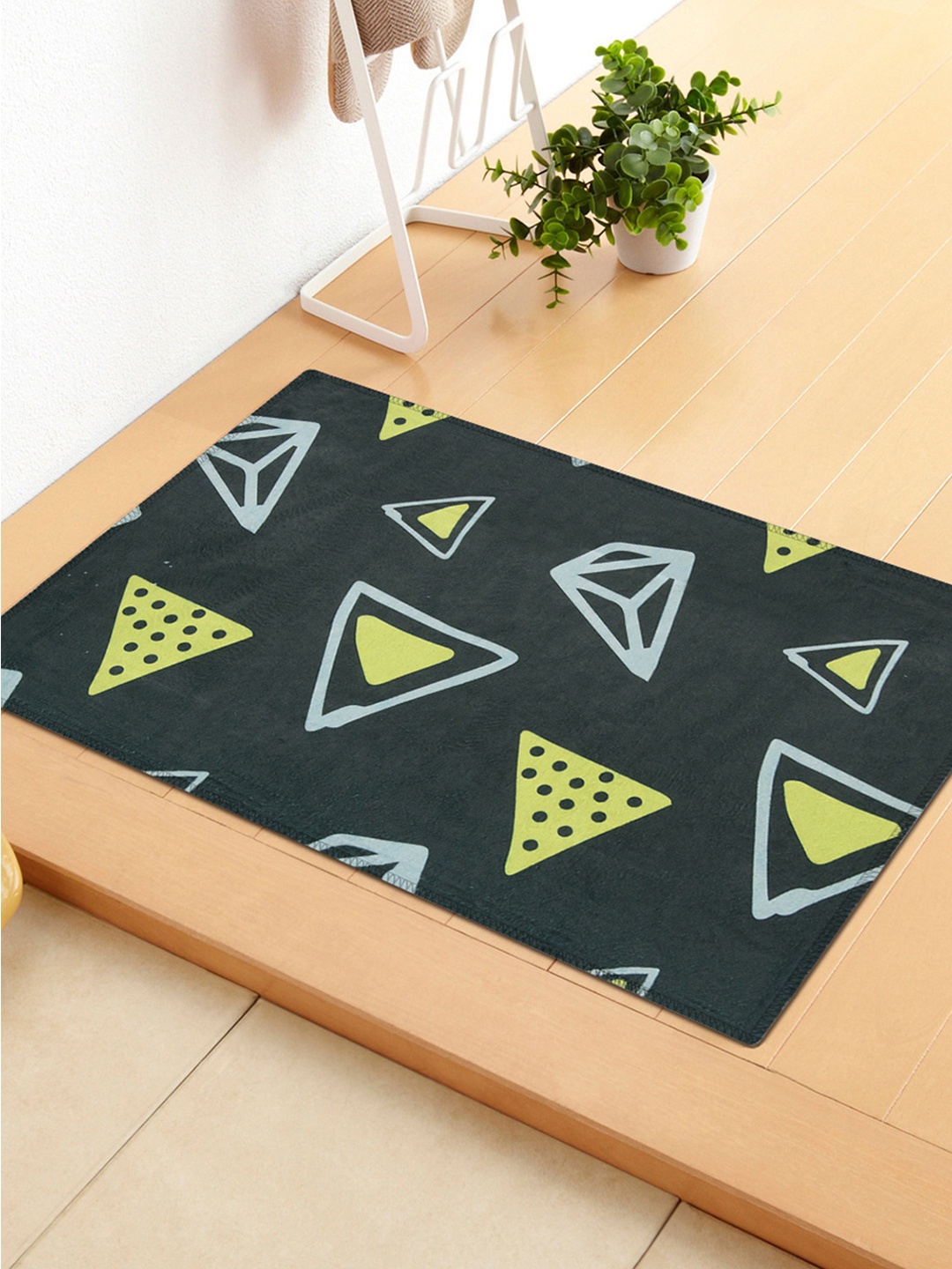 Story@home Black Printed Anti Skid Doormat