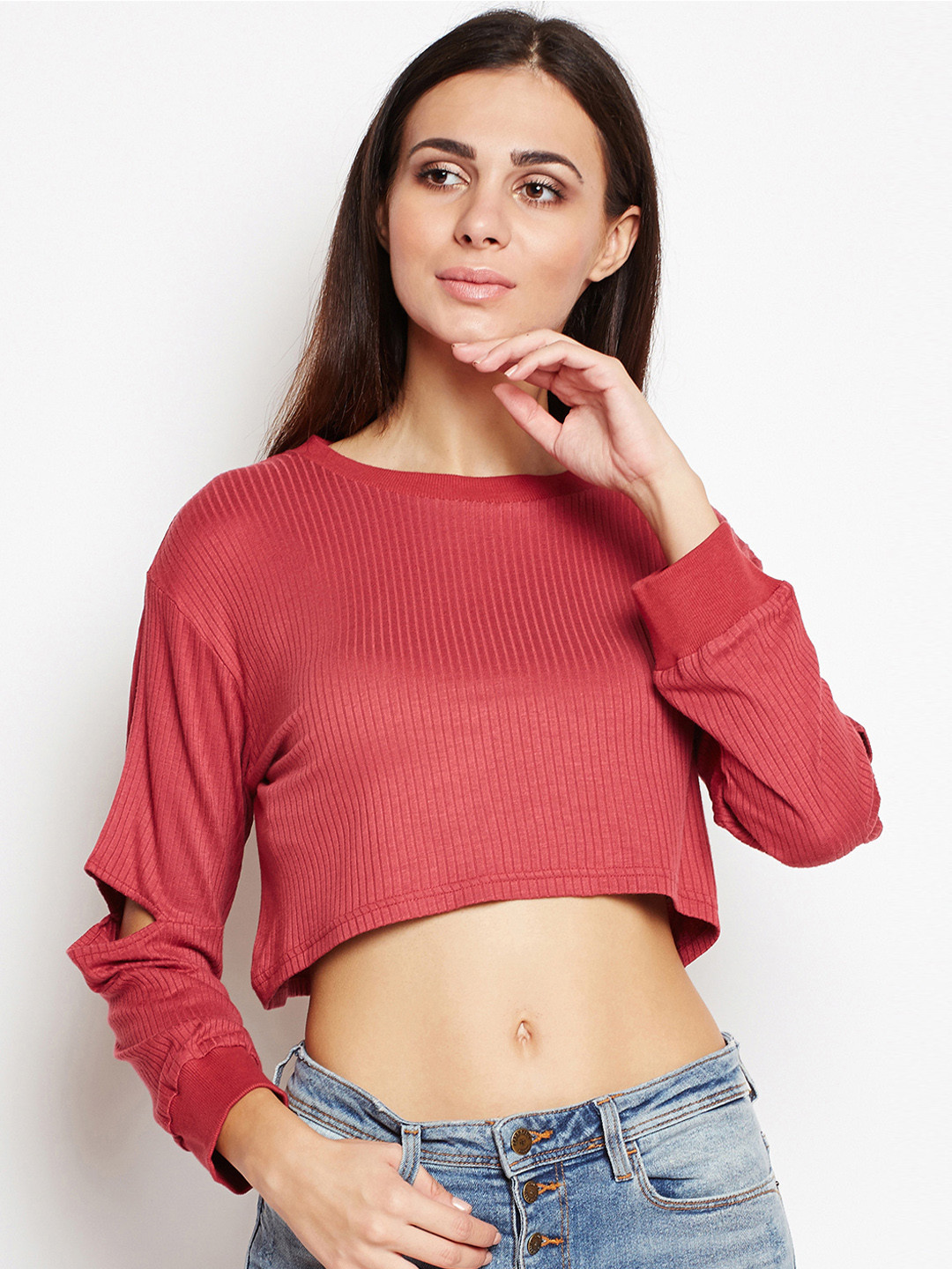 

Oxolloxo Women Coral Pink Solid Crop Sweatshirt
