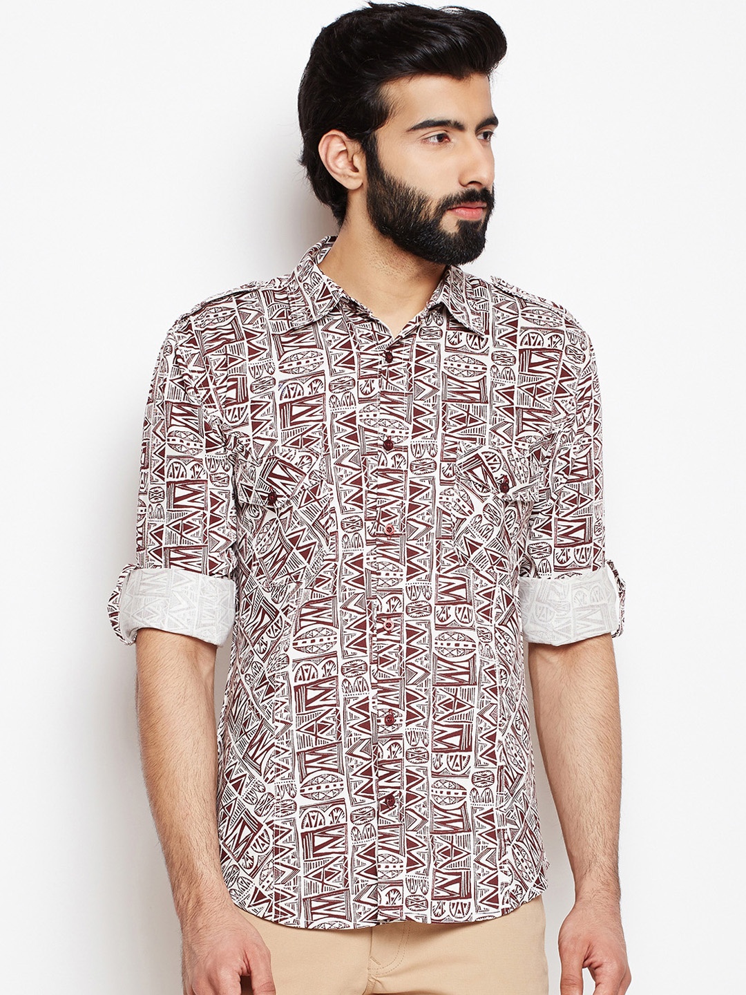 

Oxolloxo Men Off White Regular Fit Geometric Printed Casual Shirt