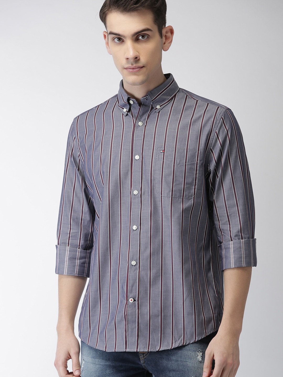 

Tommy Hilfiger Men Grey & Brown Regular Fit Striped Casual Shirt