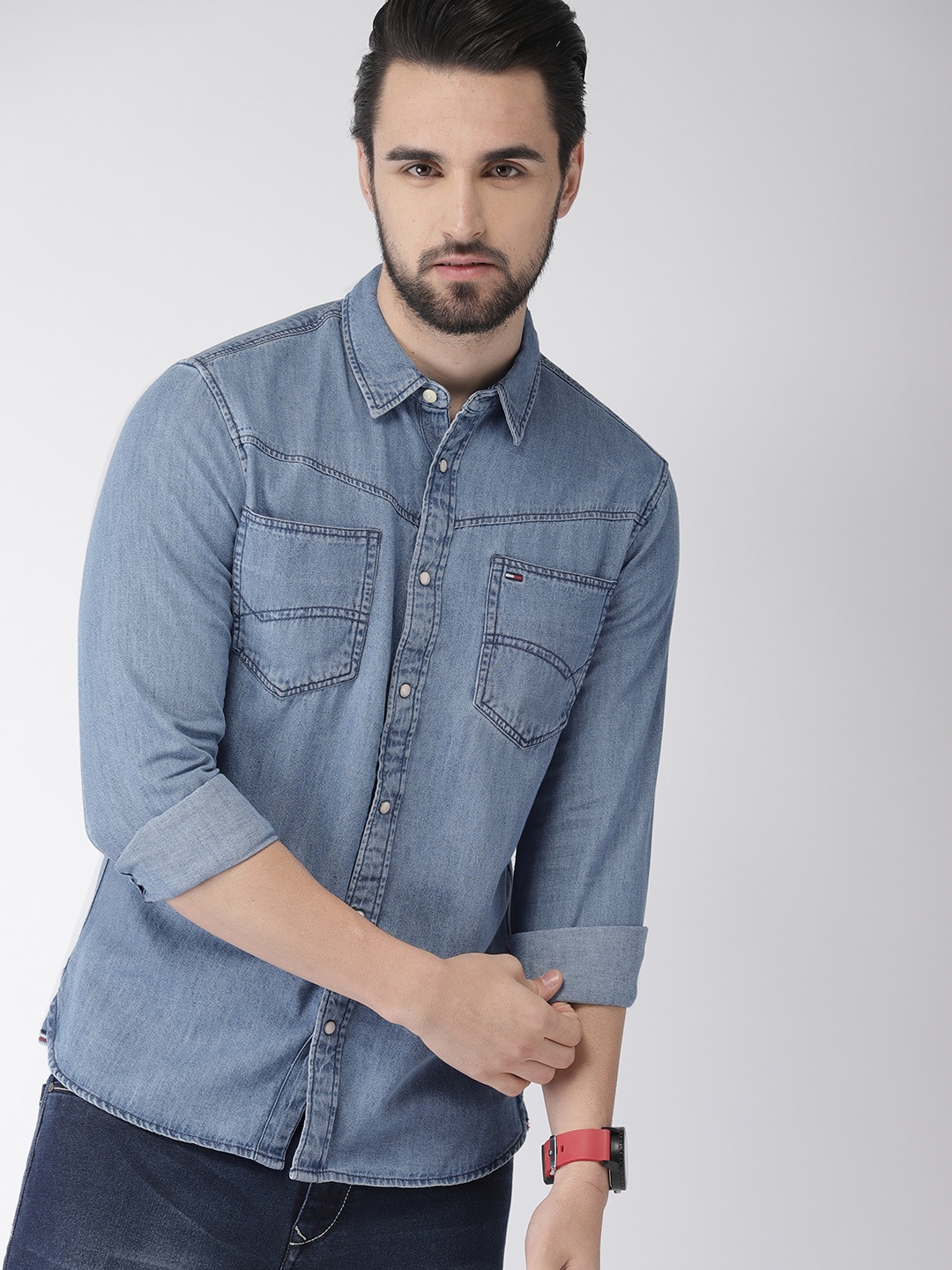 

Tommy Hilfiger Men Blue Regular Fit Faded Casual Shirt