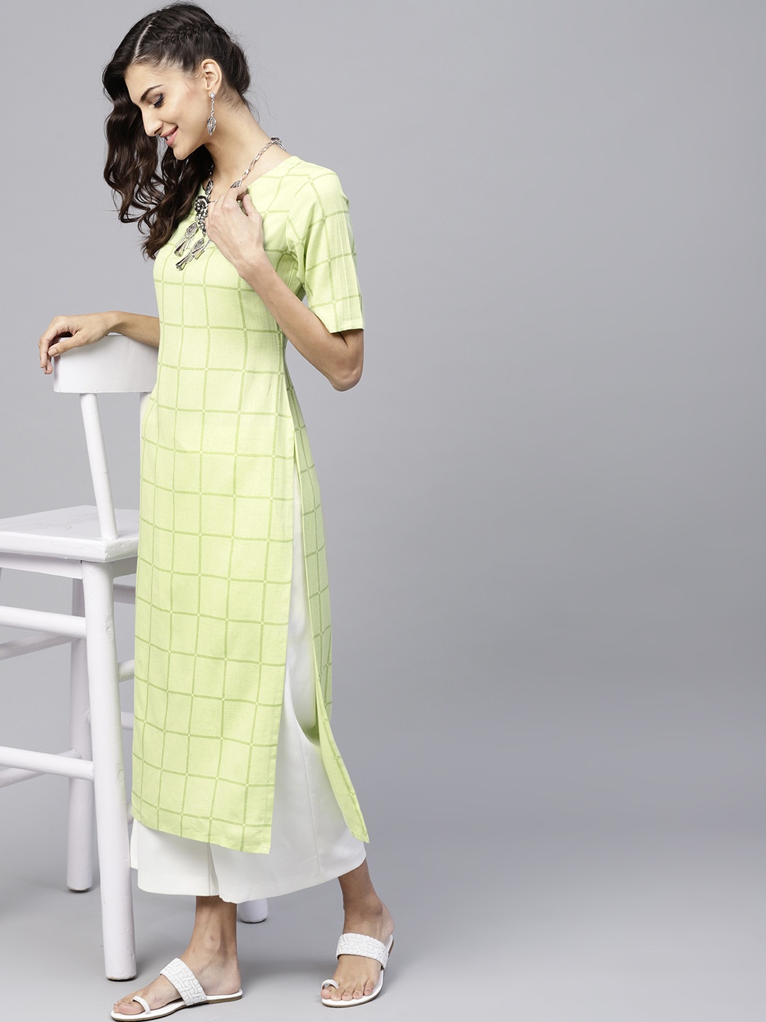 

Gerua By Libas Women Green Checked Straight Kurta