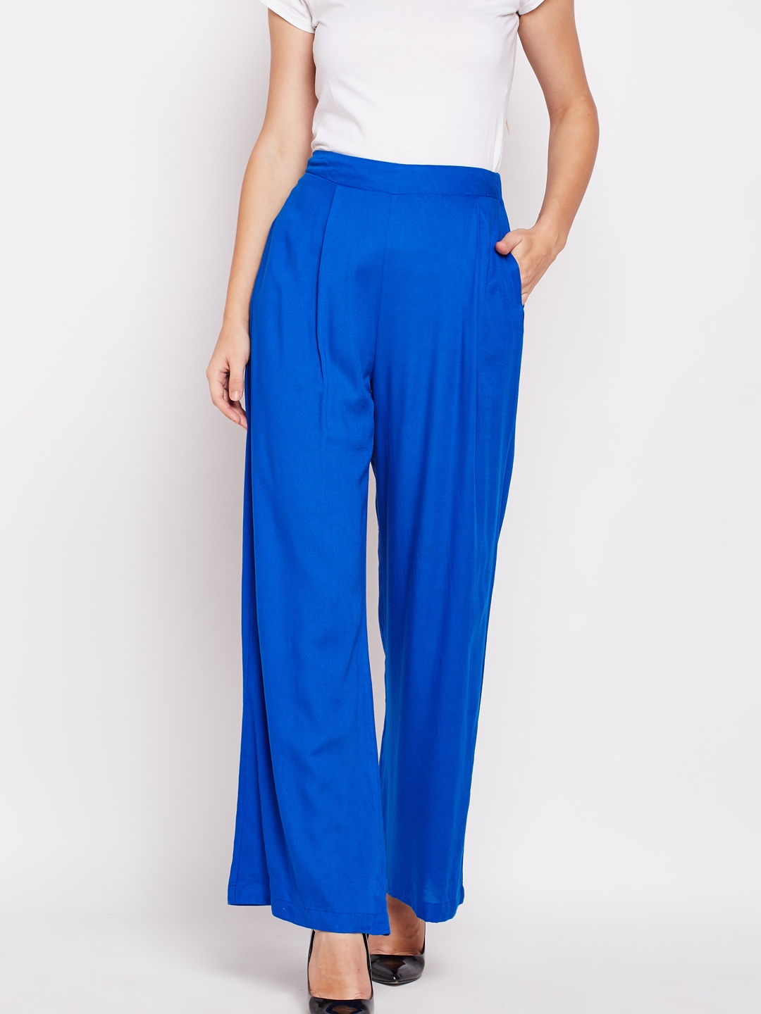 

Oxolloxo Women Blue Solid Wide Leg Palazzos