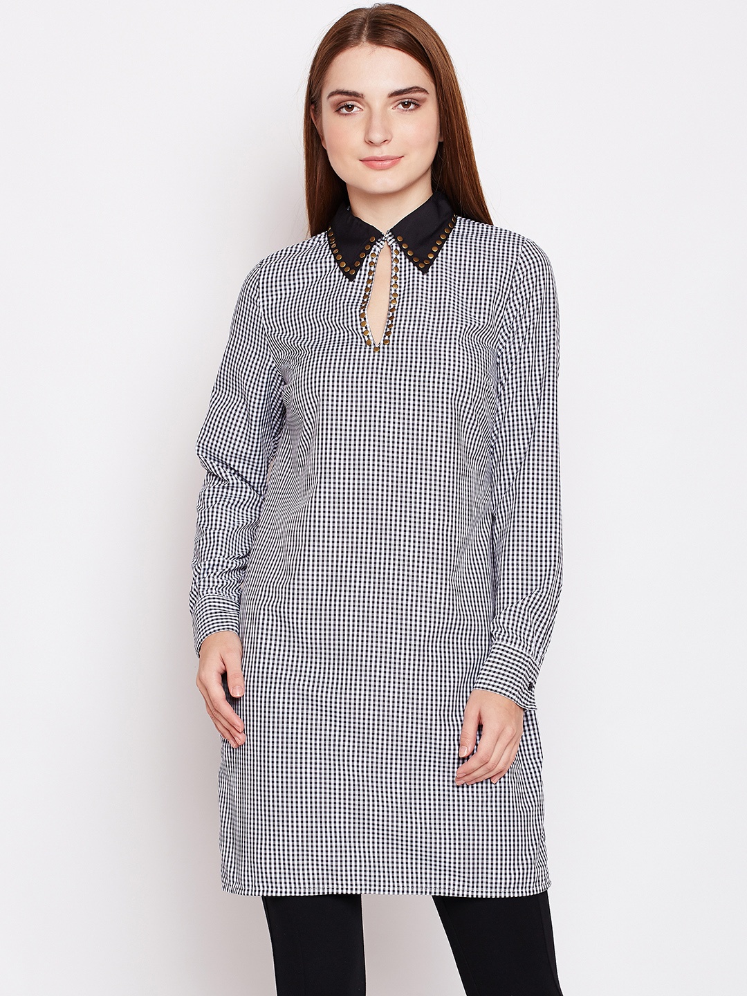 

Oxolloxo Off-White & Black Checked Tunic