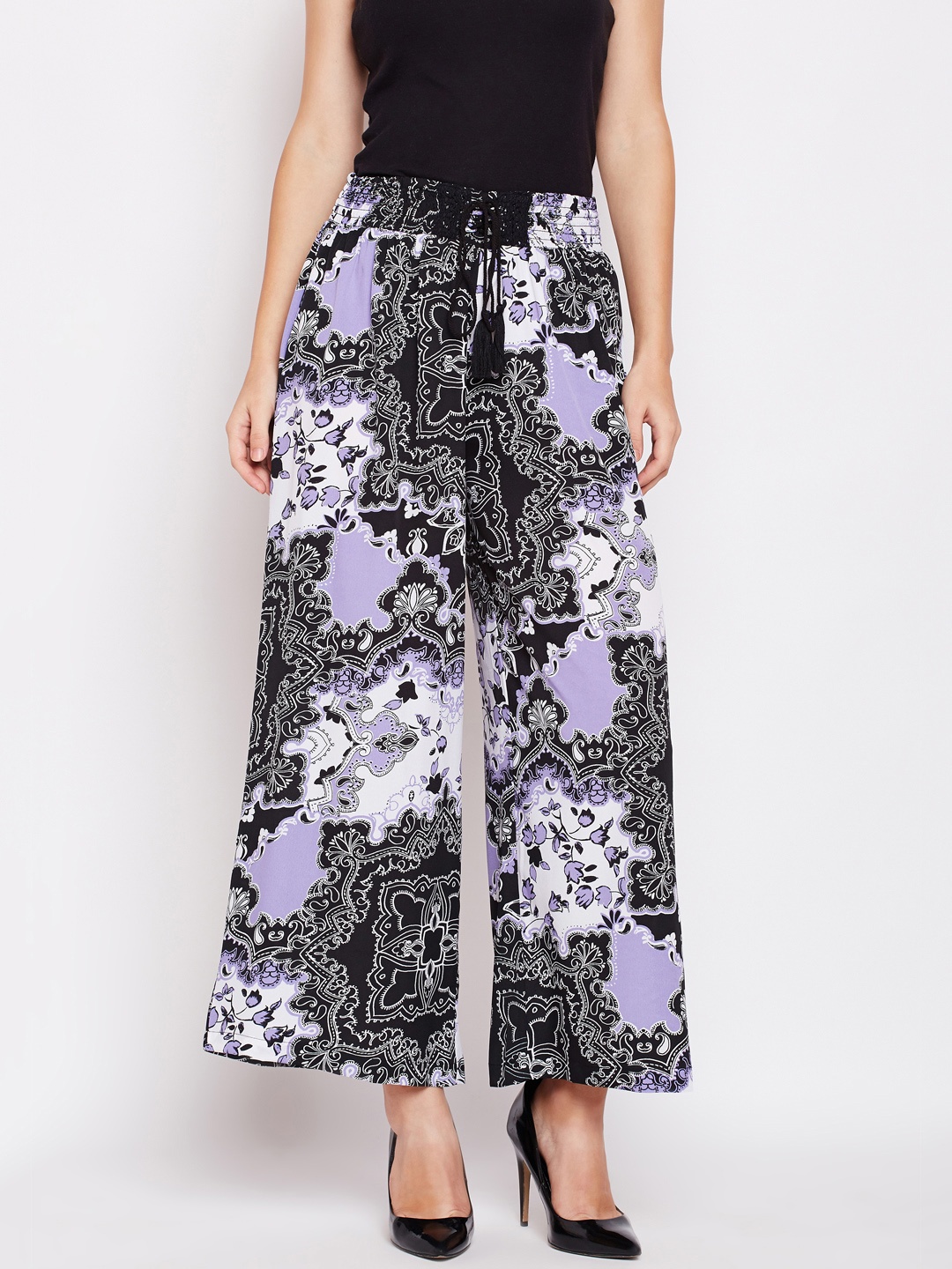 

Oxolloxo Women Black & White Printed Flared Palazzos