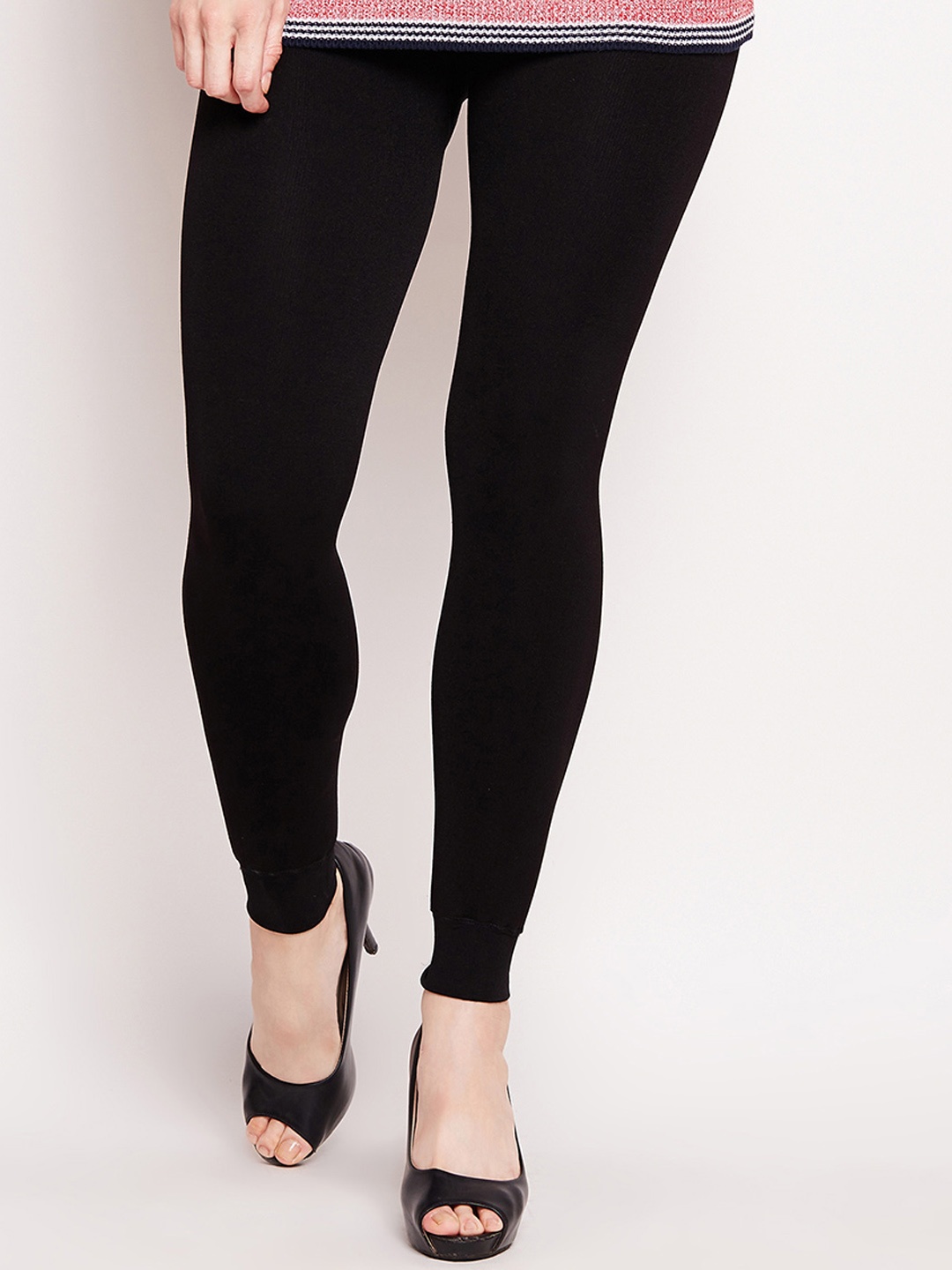 

Lebami Women Black Solid Ankle-Length Leggings