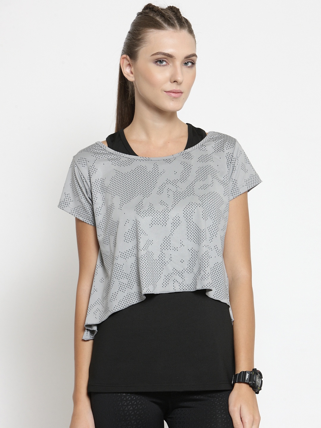 

Boston Club Women Grey Printed Slim Fit T-shirt