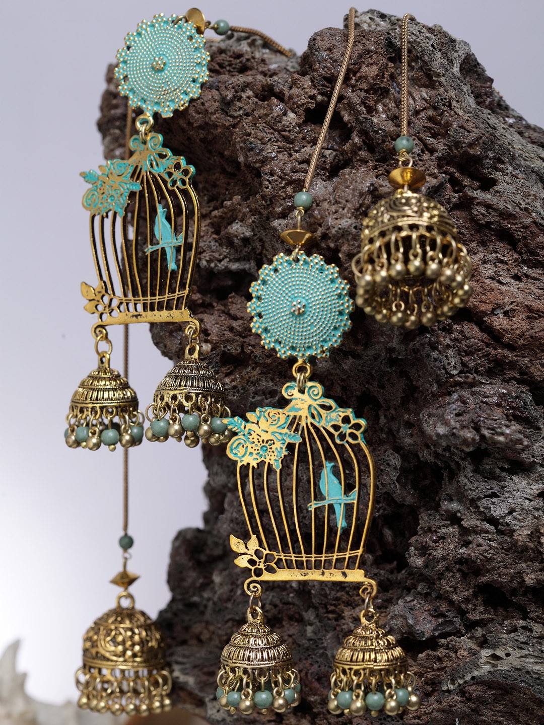 

DIVA WALK Gold-Toned Contemporary Jhumkas