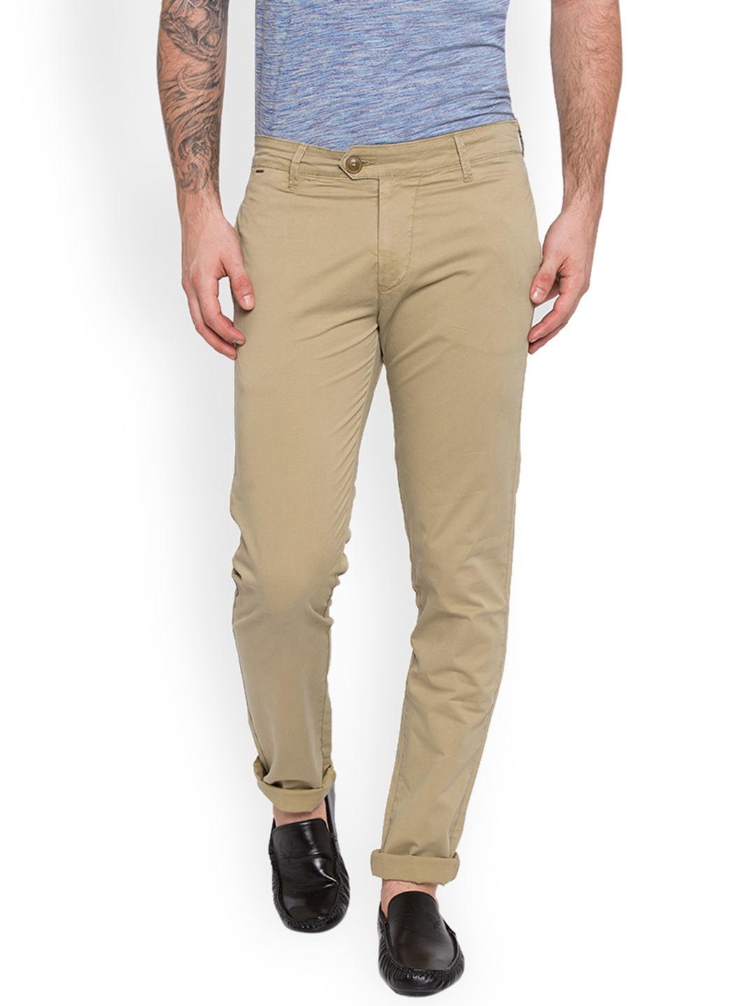 

SPYKAR Men Beige Slim Fit Solid Chinos
