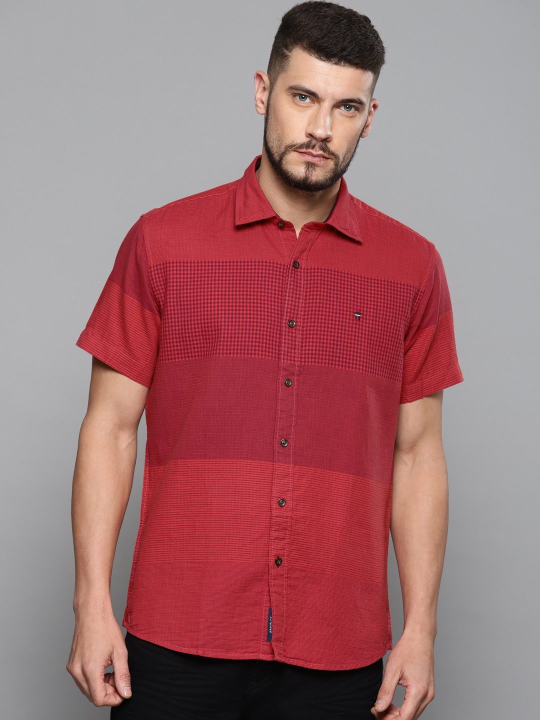 

Louis Philippe Sport Men Red Jermyn Slim Fit Printed Casual Shirt