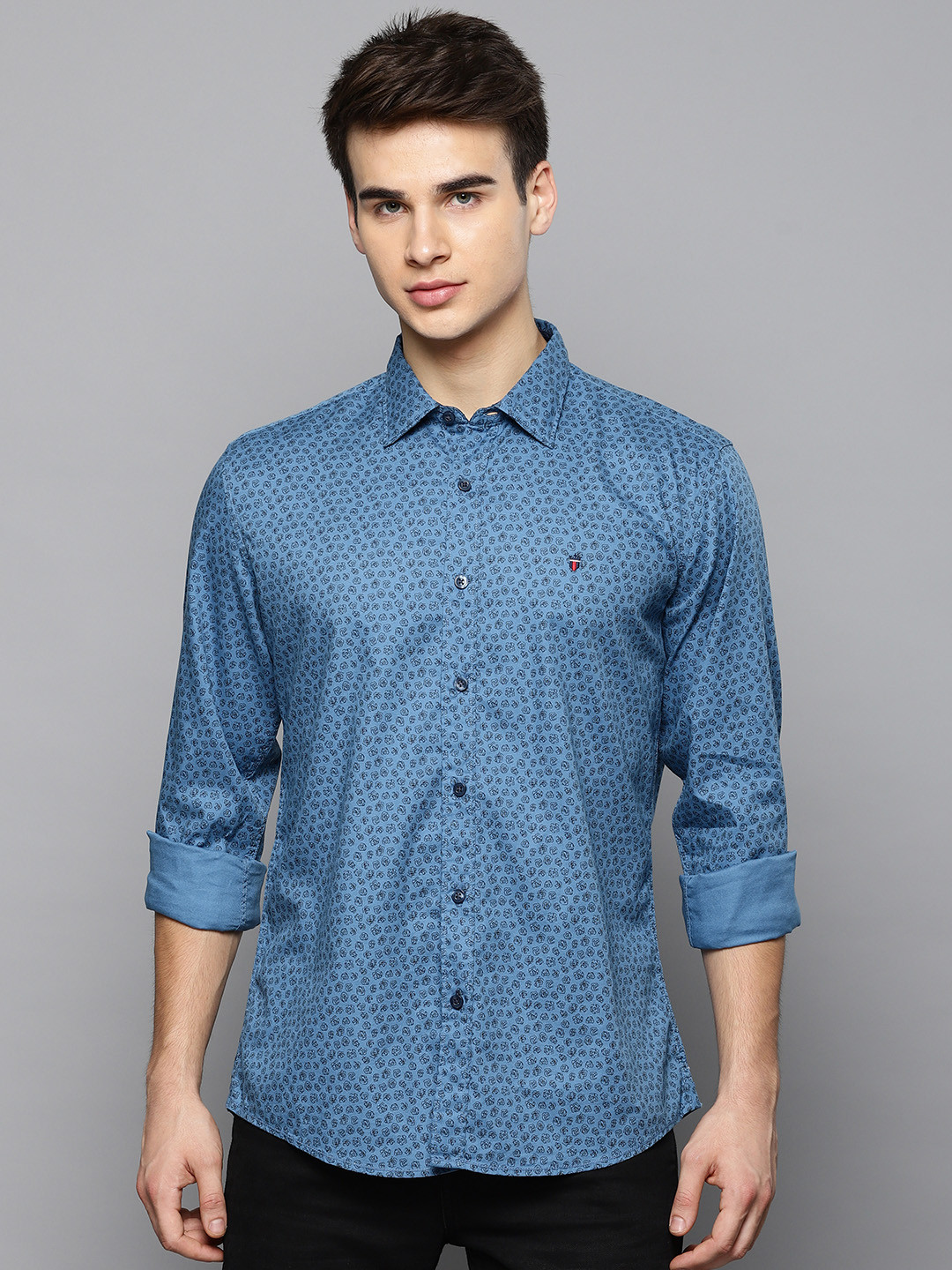 

Louis Philippe Sport Men Blue Slim Fit Printed Casual Shirt