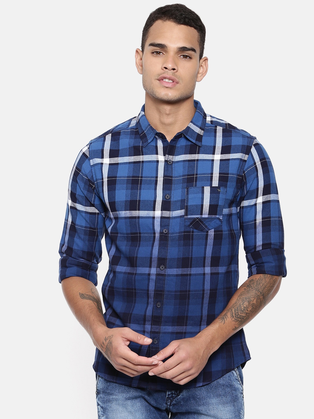 

SPYKAR Men Blue & White Slim Fit Checked Casual Shirt