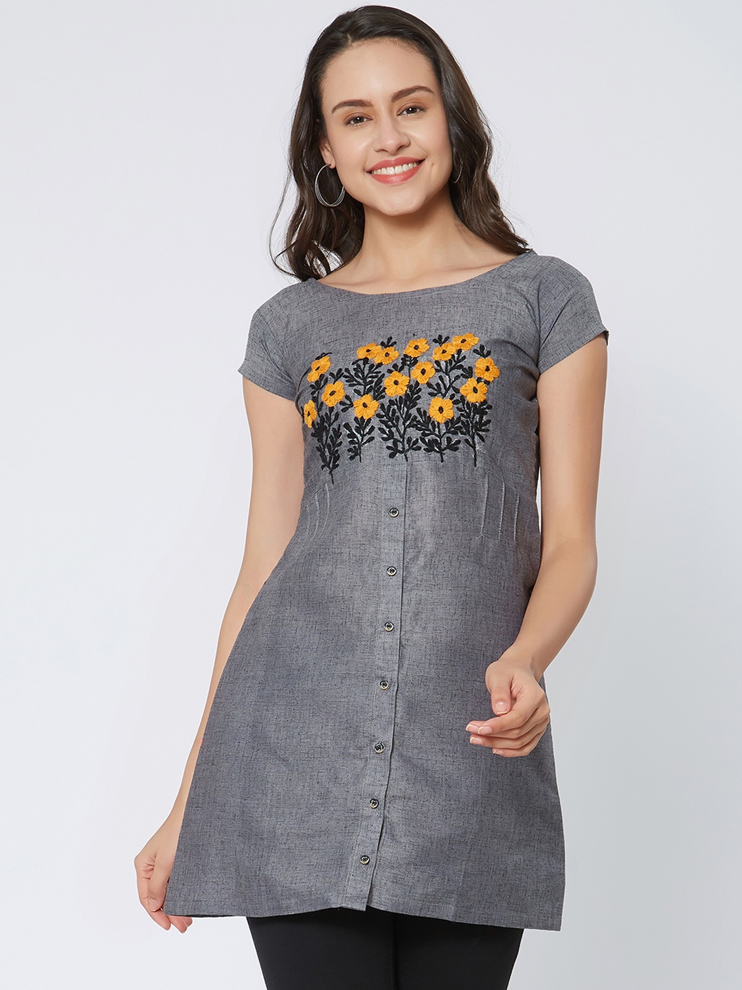 

Kvsfab Women Grey Embroidered Kurti