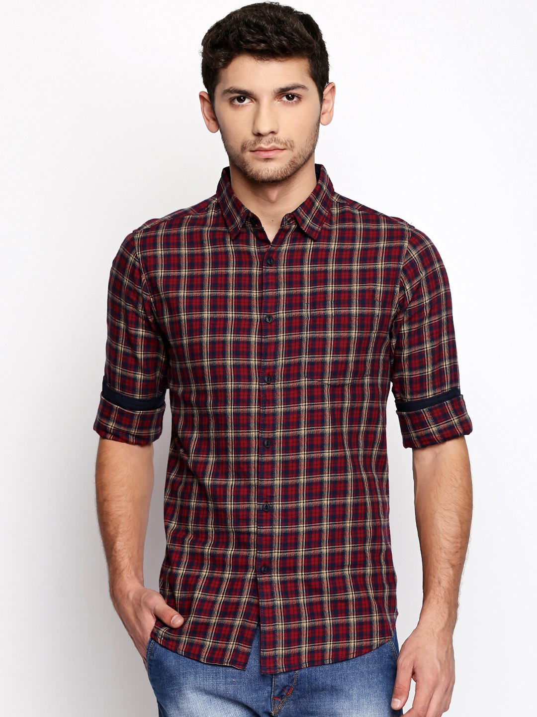 

Dennis Lingo Men Red & Blue Slim Fit Checked Casual Shirt, Maroon