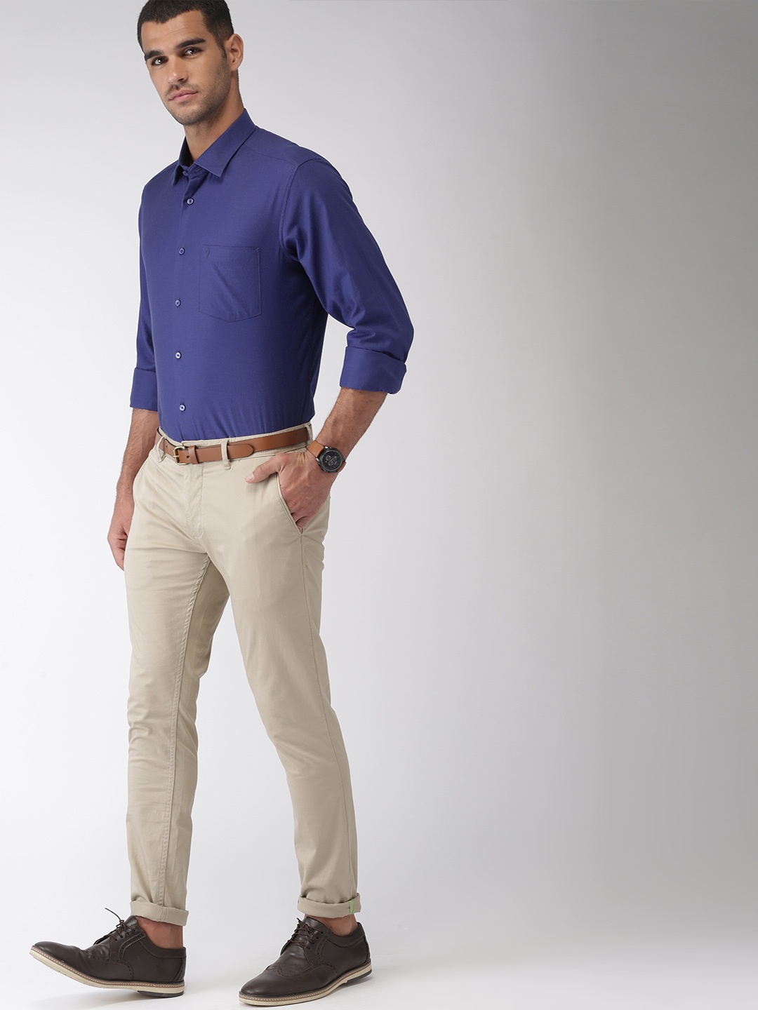 

Indian Terrain Men Navy Blue Slim Fit Solid Casual Shirt