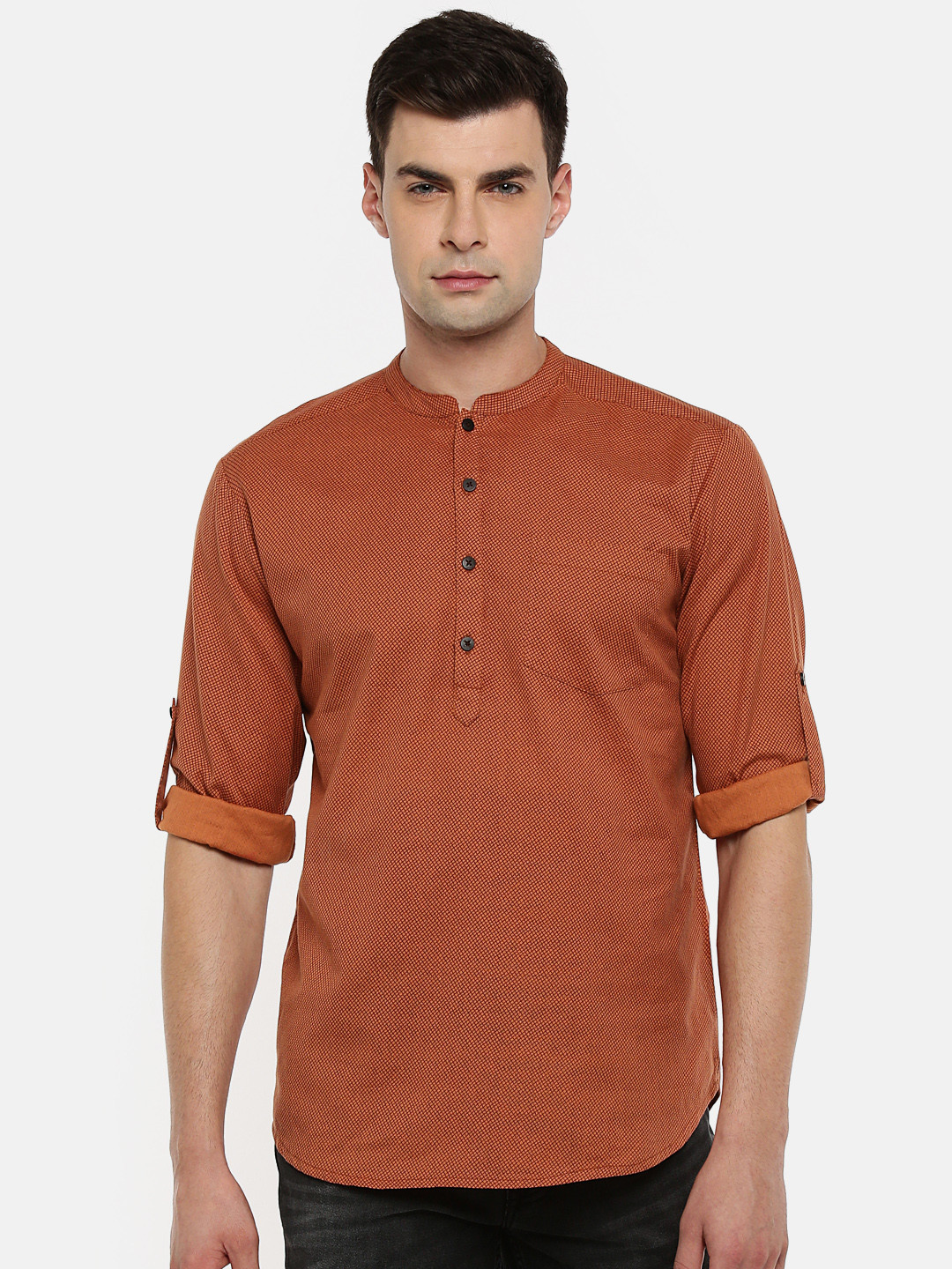 

indus route by Pantaloons Men Rust Orange Solid Straight Kurta