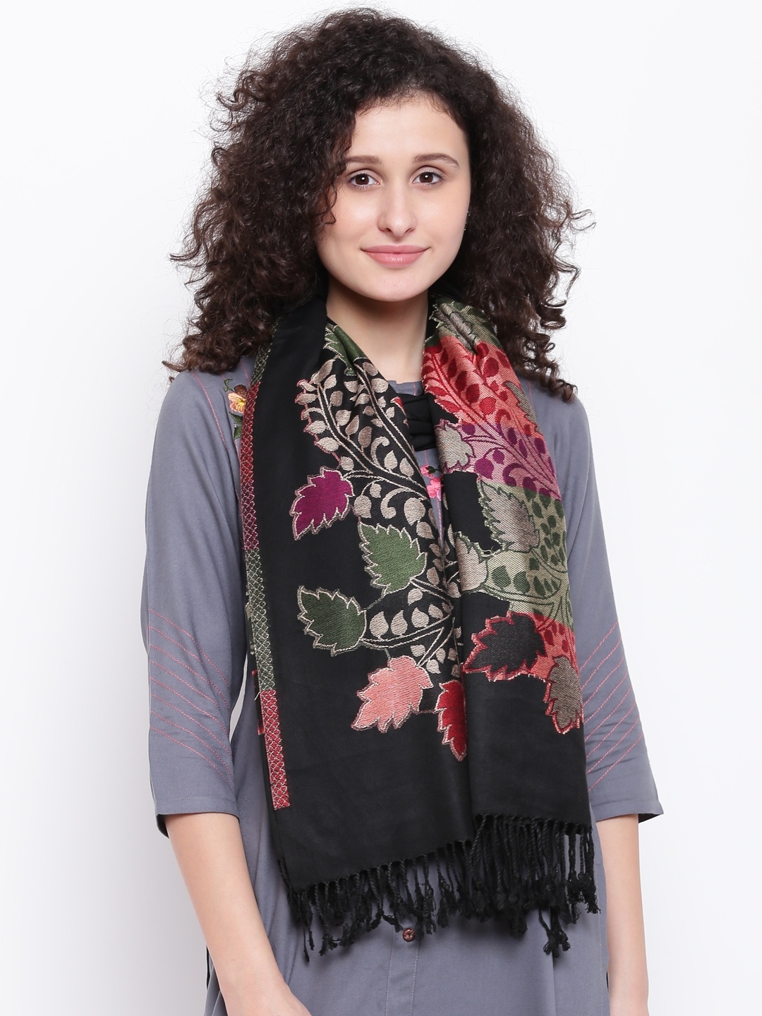 

HK colours of fashion Women Black & Green Woven Design Stole