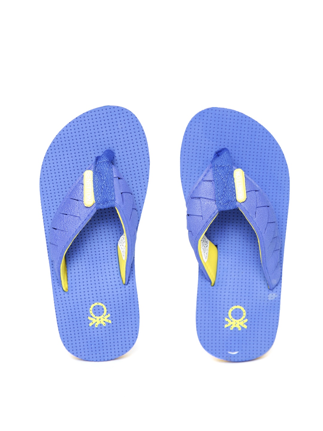 

United Colors of Benetton Boys Blue Solid Thong Flip-Flops