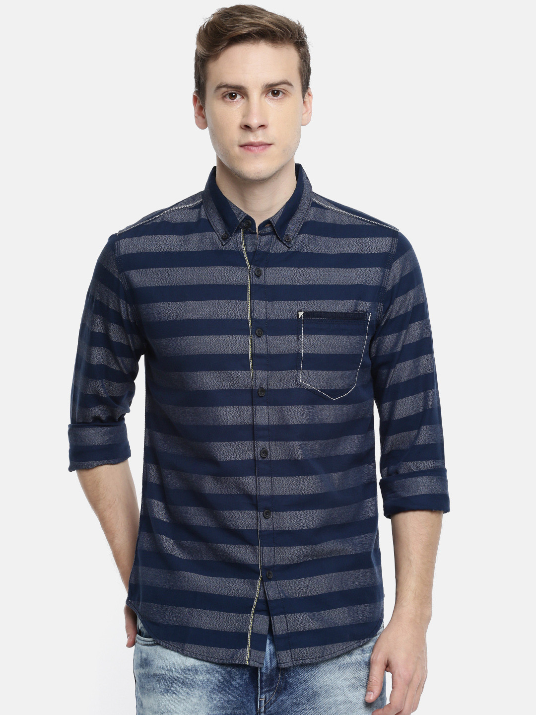 

SPYKAR Men Navy Blue Slim Fit Striped Casual Shirt