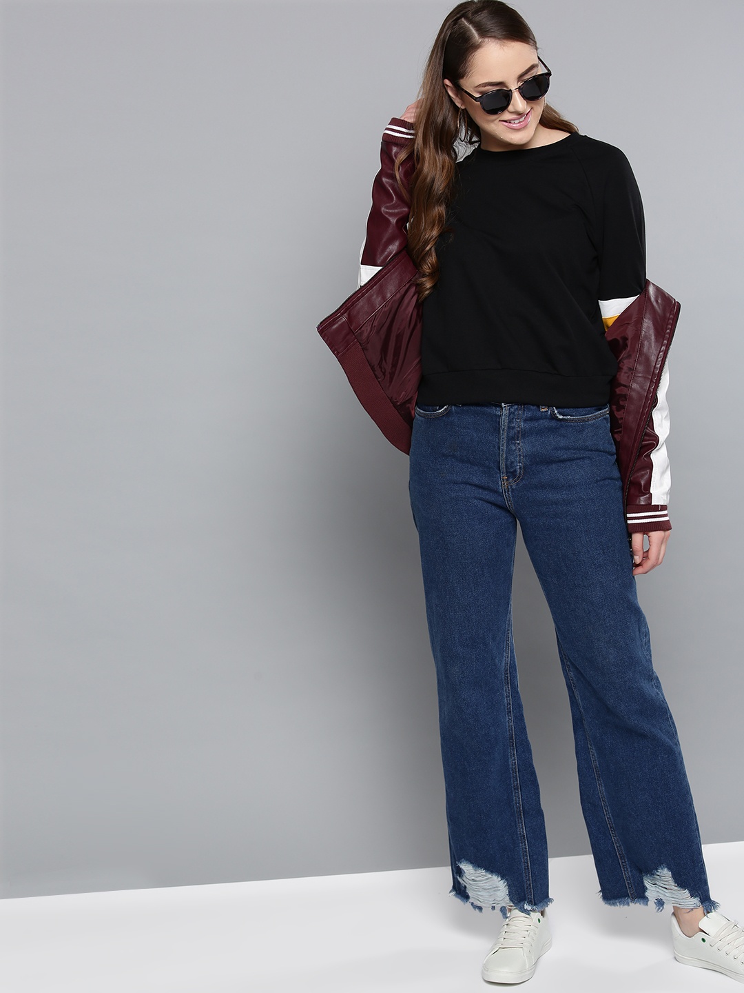 

Harpa Women Black Solid Sweatshirt