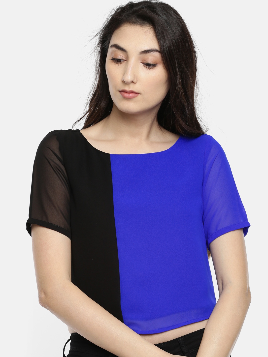 

ROVING MODE Women Blue & Black Colourblocked Top