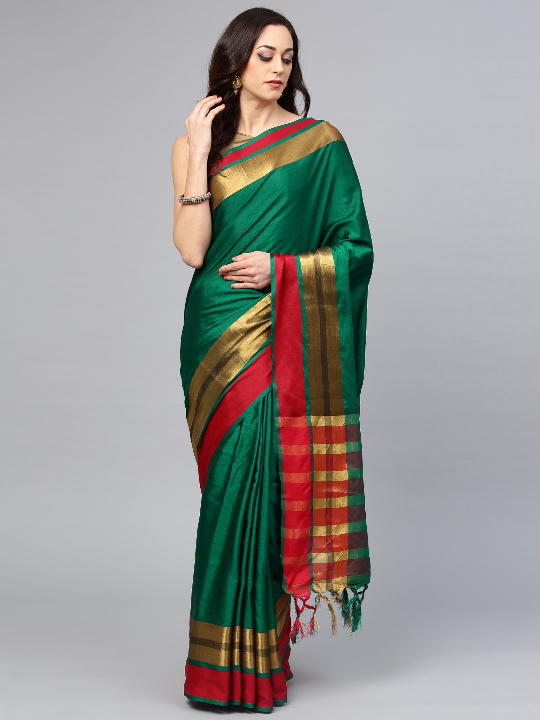 

Saree mall Green & Maroon Solid Saree