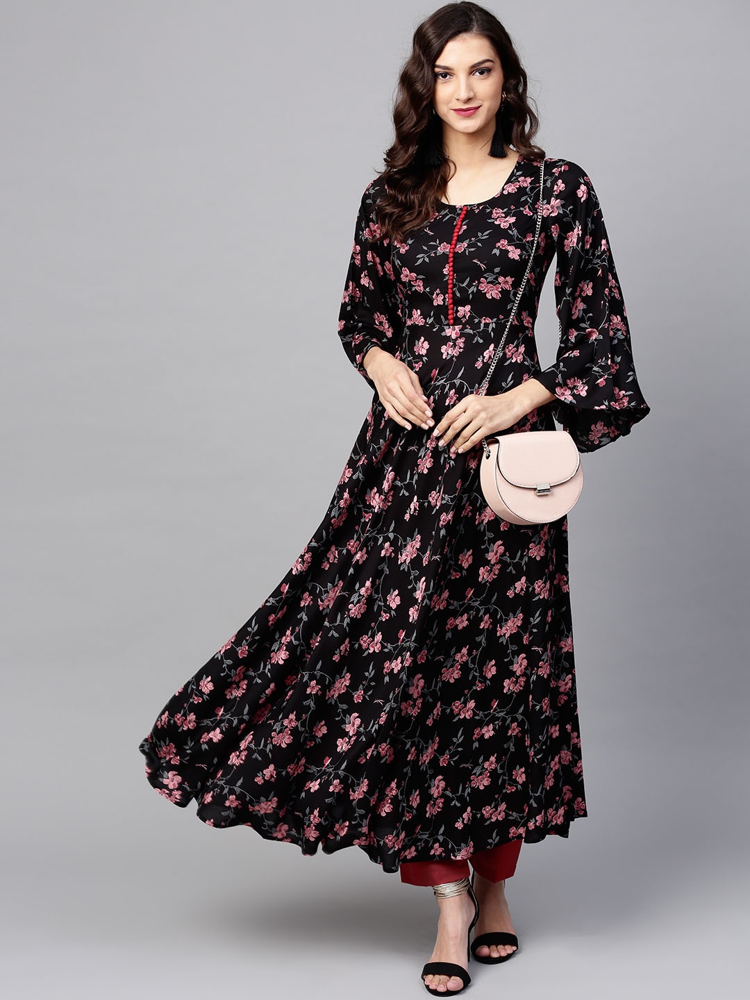 

Tissu Women Black & Maroon Printed Kurta with Trousers