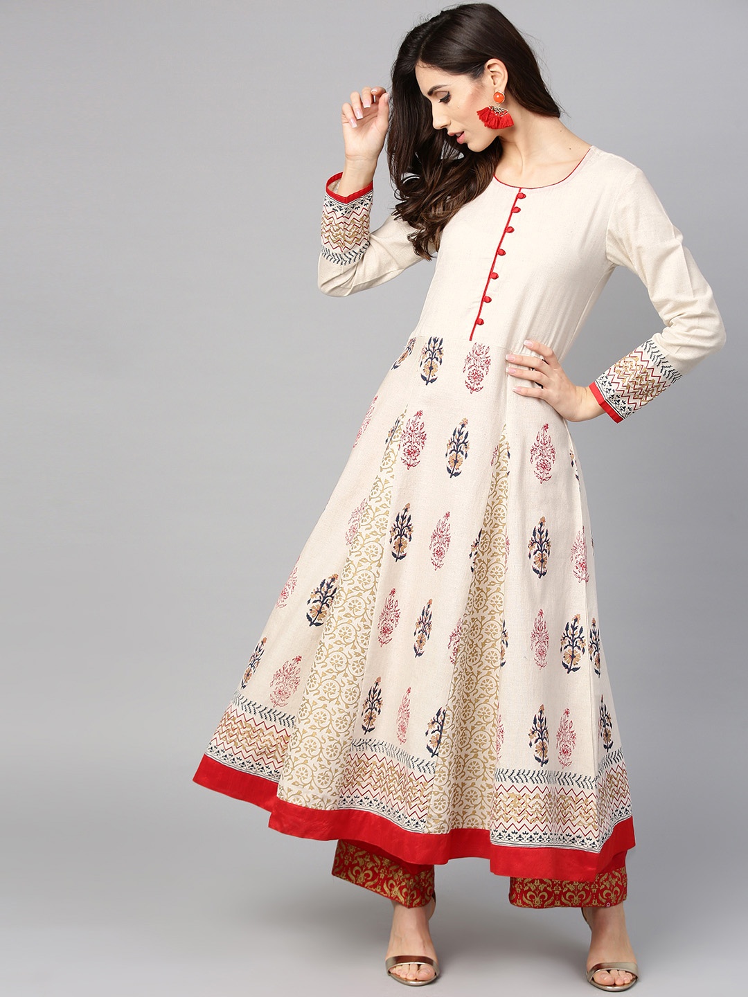 

Tulsattva Women Off-White Block Print Anarkali Kurta