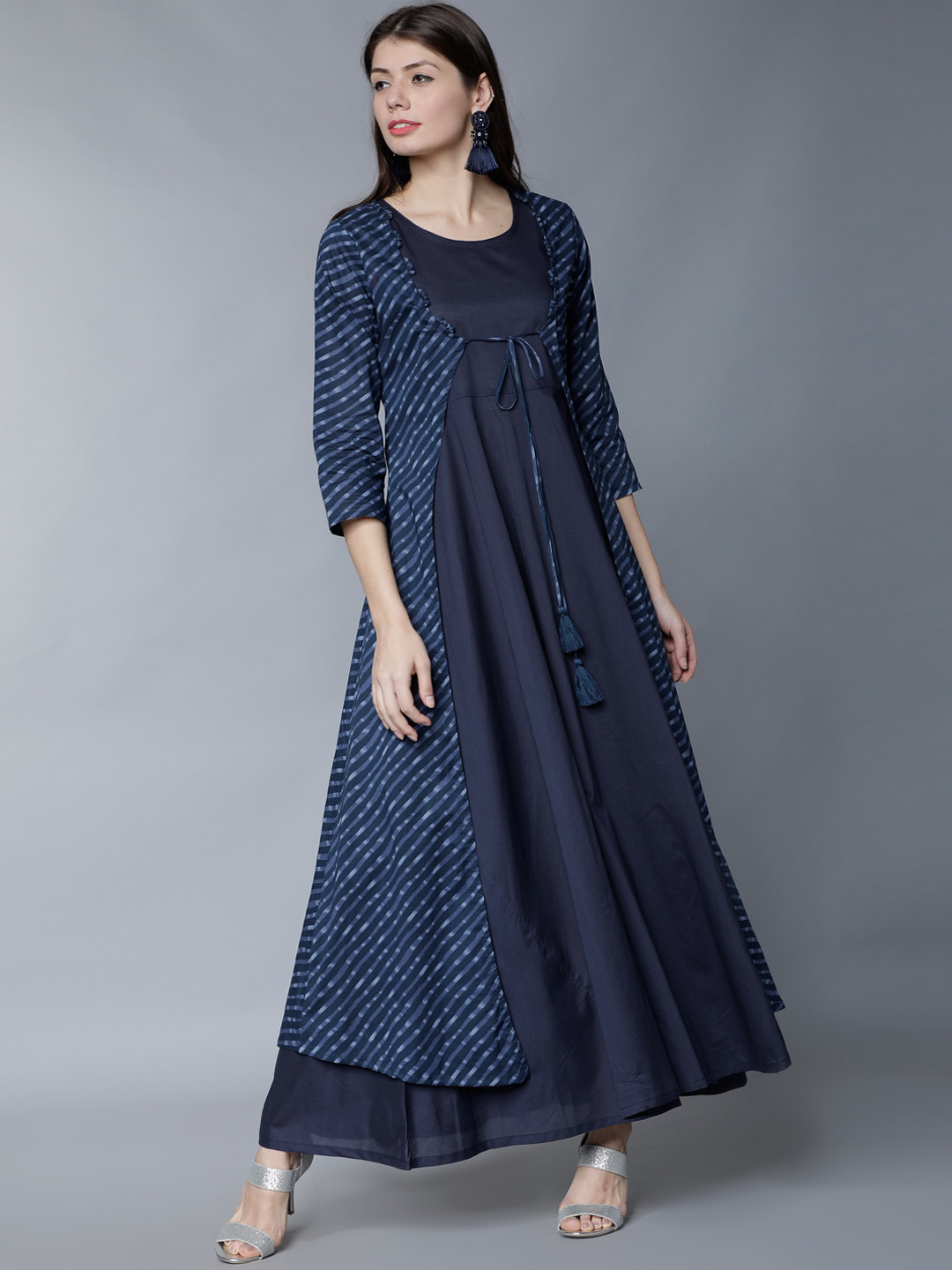 

Vishudh Women Navy Blue Printed Anarkali Kurta