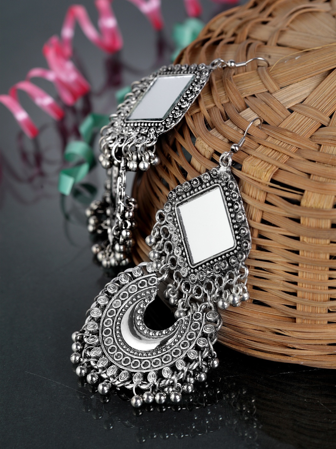 

Moedbuille Silver-Plated Oxidised Crescent Shaped Chandbalis