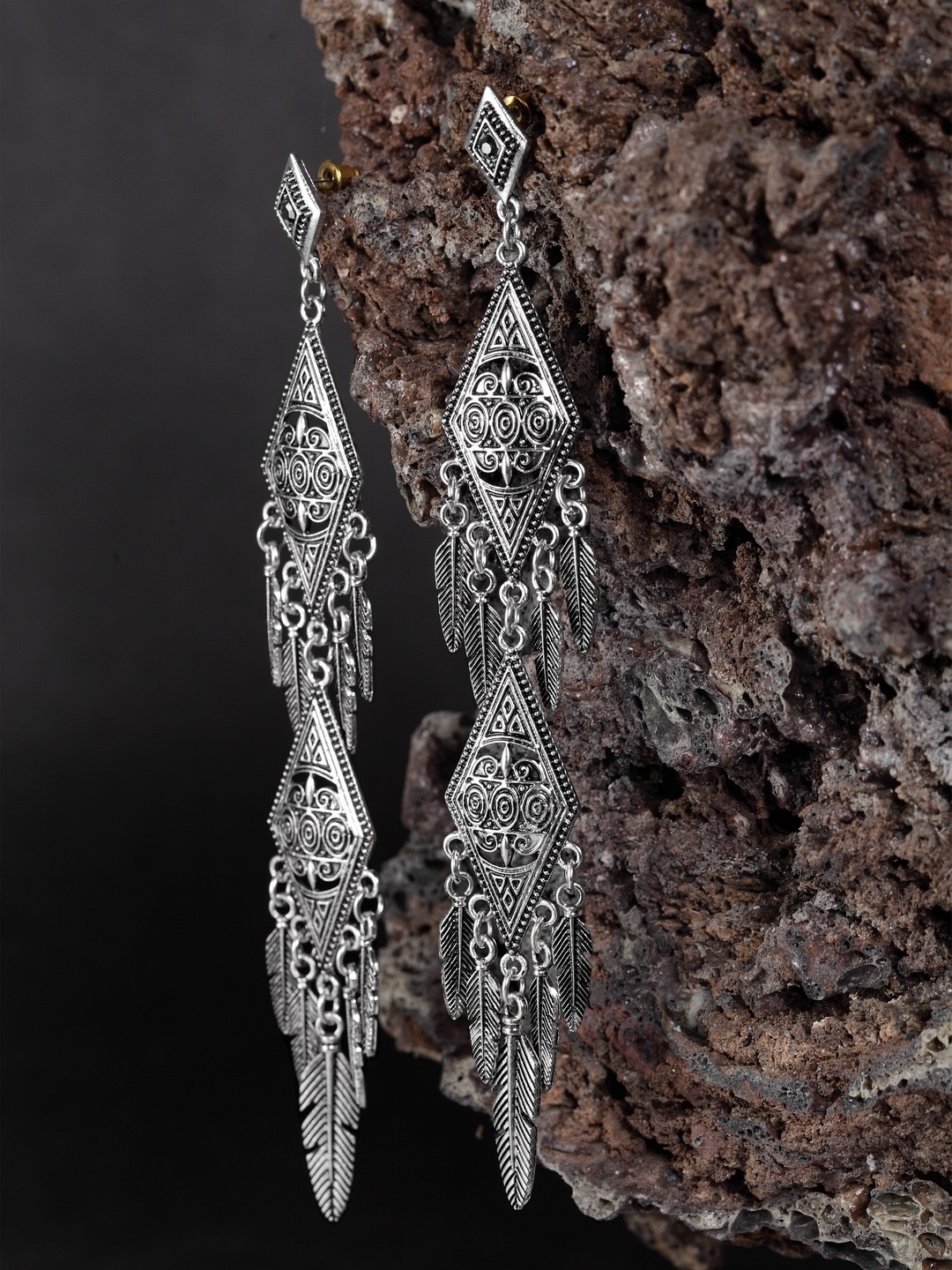 

Moedbuille Silver-Plated Oxidised Geometric Drop Earrings