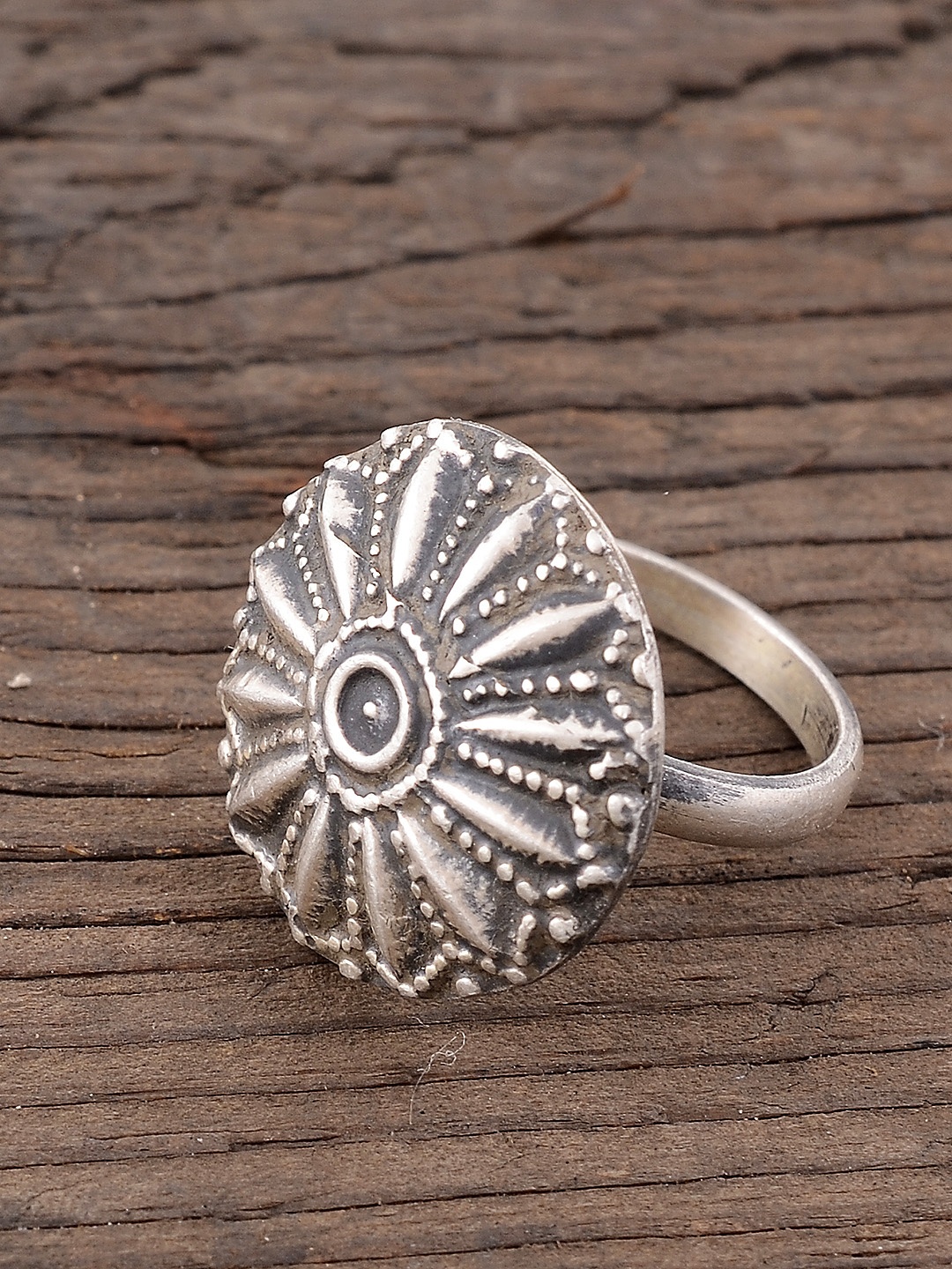 

Silvermerc Designs Women Handcrafted 92.5 Sterling Silver Oxidised Ring