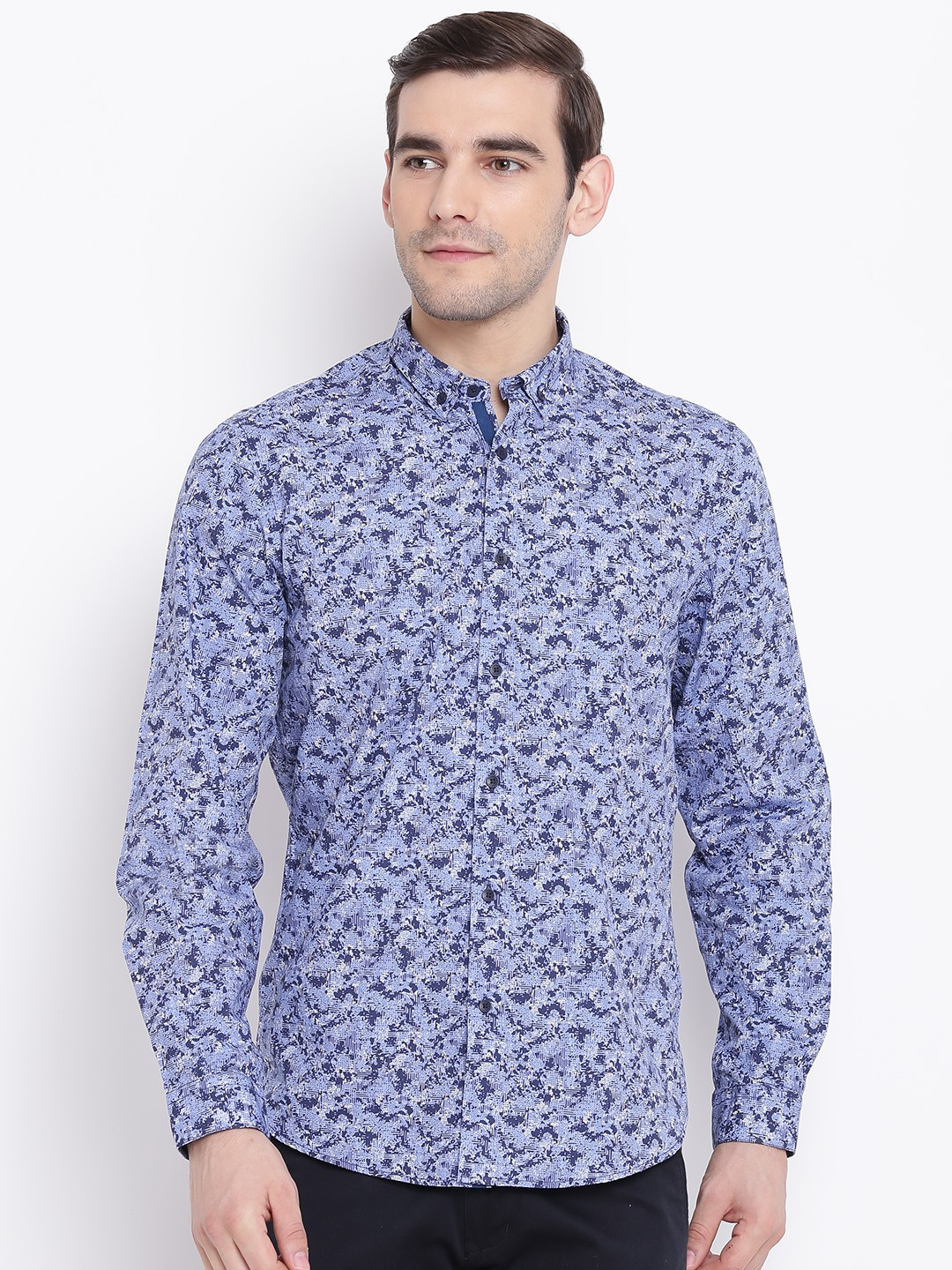 

Blackberrys Men Blue Slim Fit Printed Casual Shirt