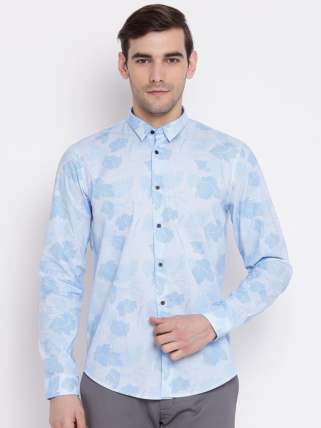 

Blackberrys Men Blue & White Printed Trim Skinny Fit Casual Shirt