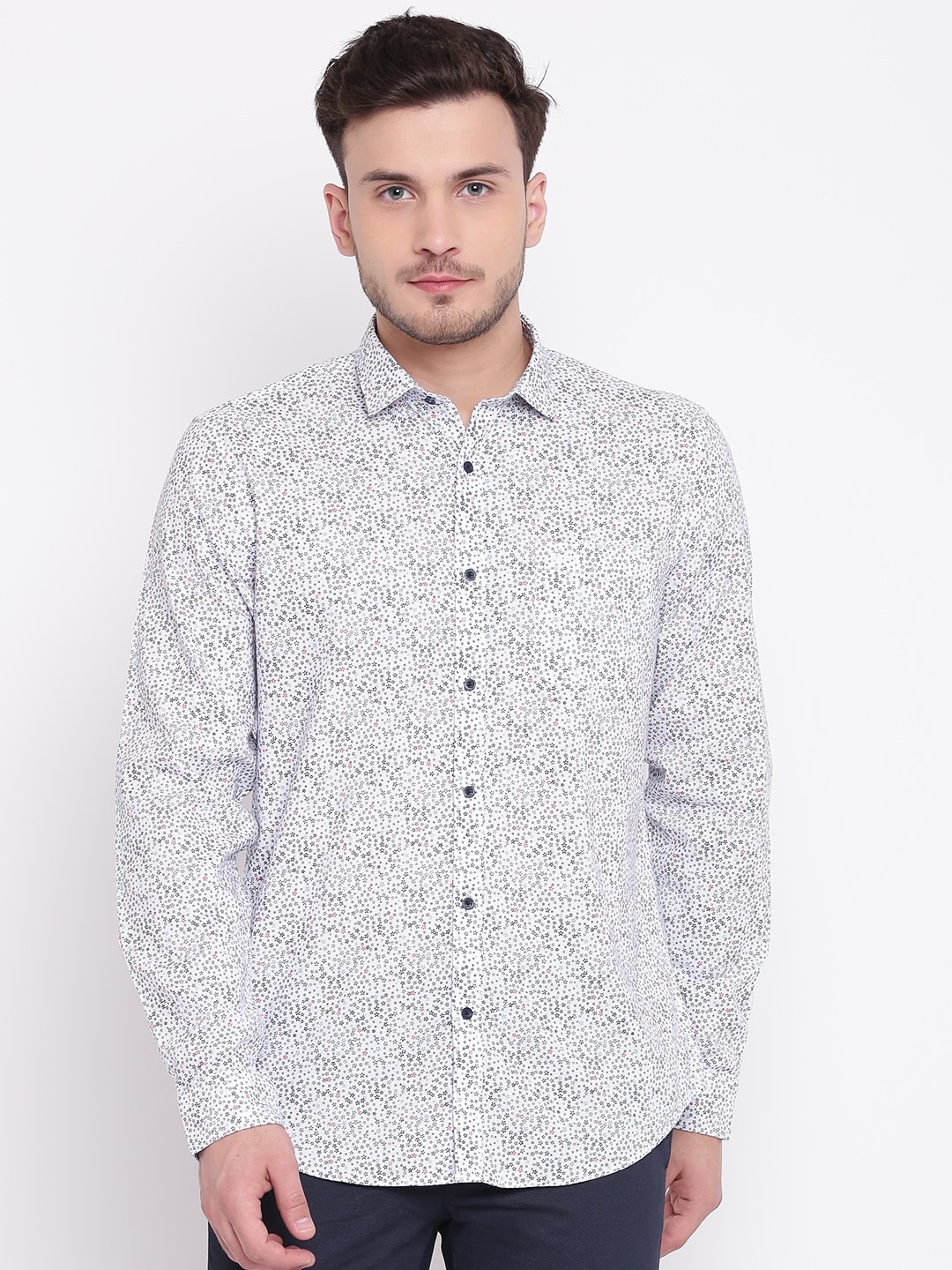 

Blackberrys Men White Slim Fit Printed Casual Shirt