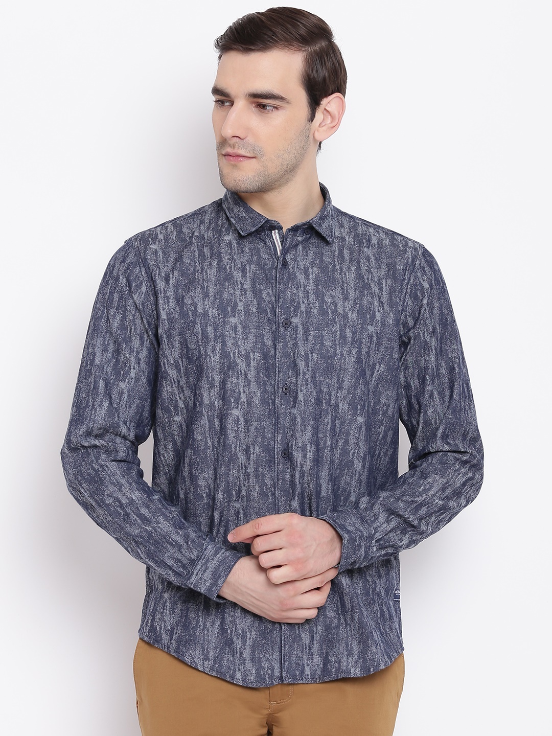 

Blackberrys Men Navy Blue & Grey Slim Fit Self Design Casual Shirt