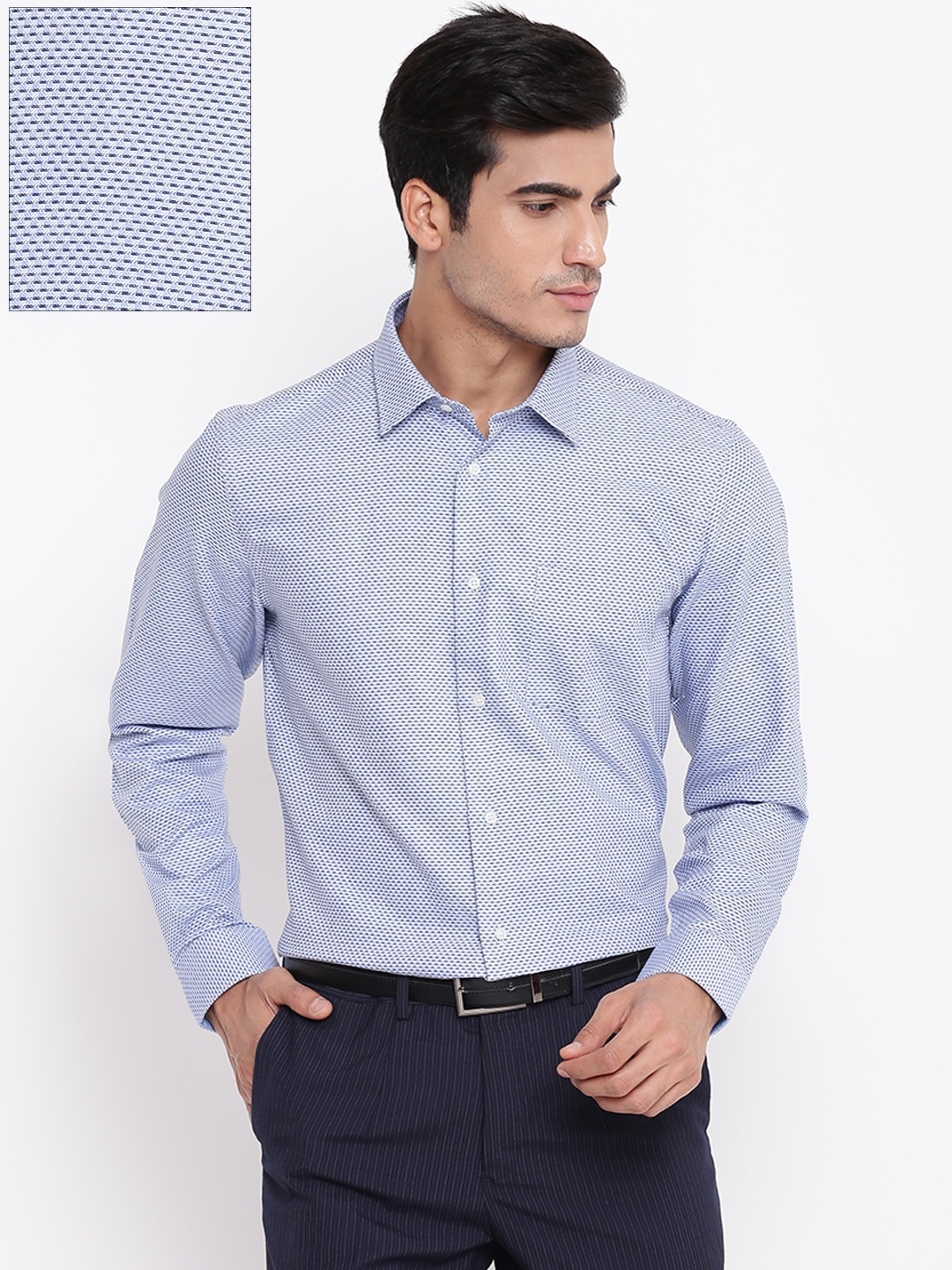 

Blackberrys Men White & Blue Slim Fit Self Design Formal Shirt