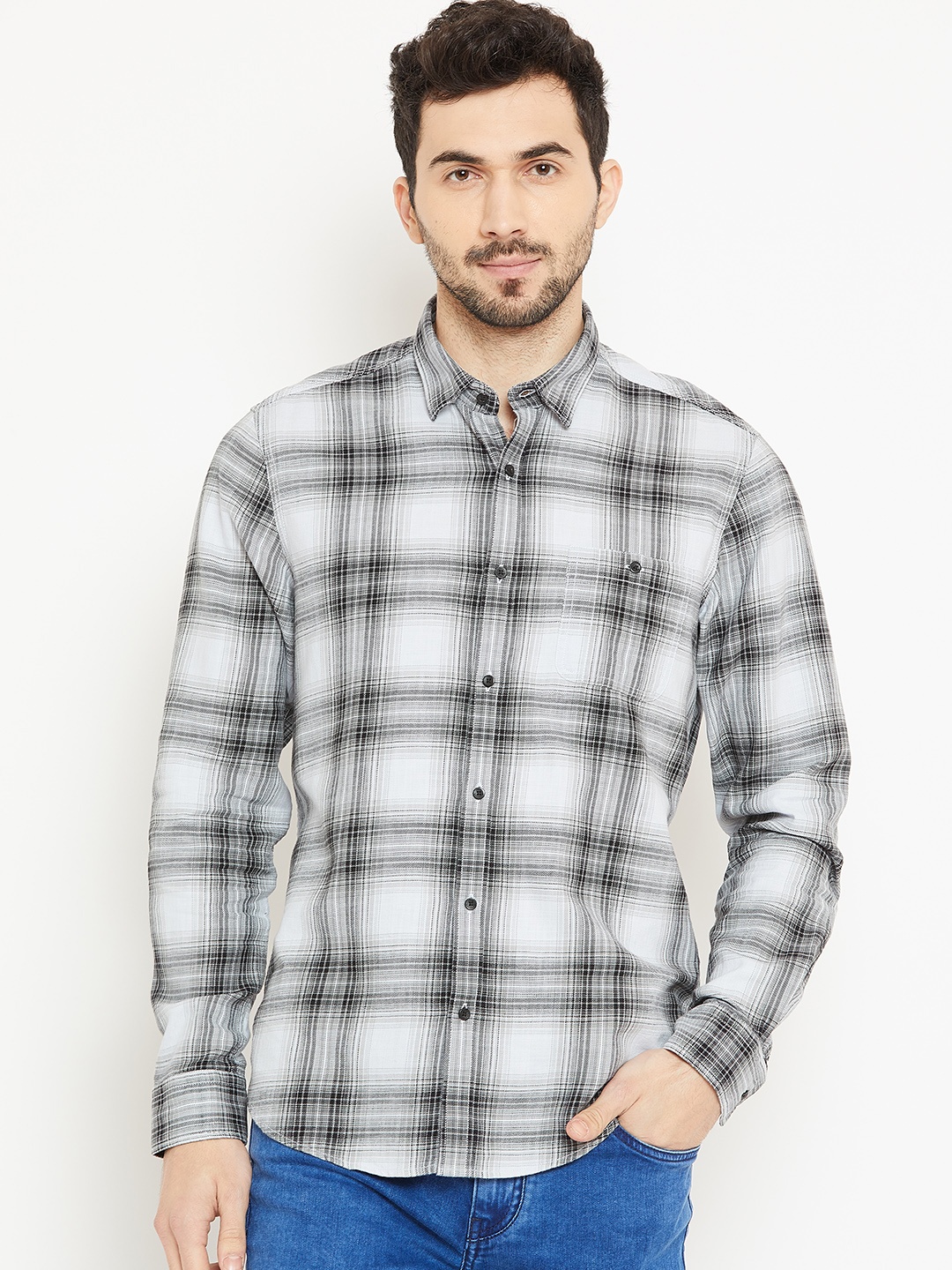 

Blackberrys Men Grey & Black Slim Fit Checked Casual Shirt