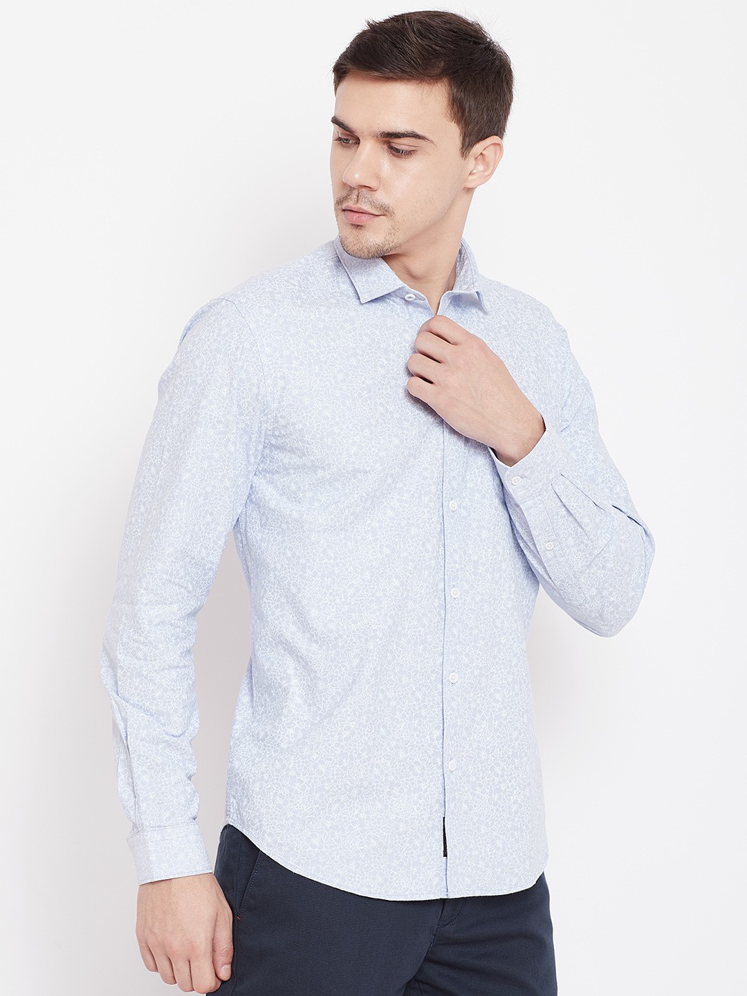 

Blackberrys Men Blue Slim Fit Printed Casual Shirt