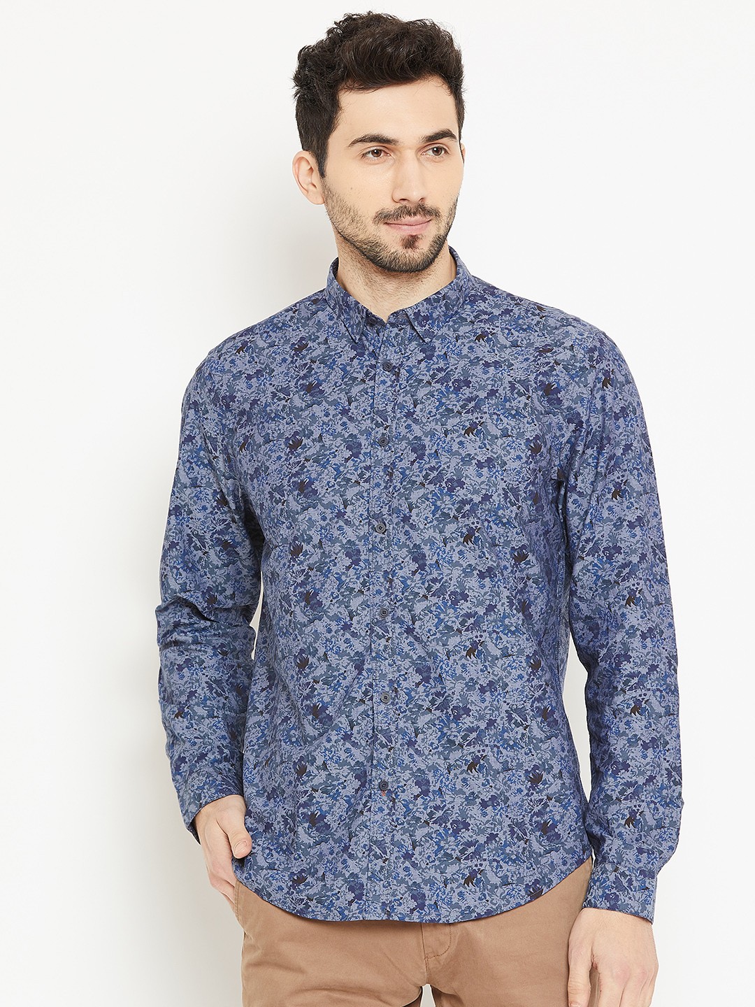 

Blackberrys Men Blue Slim Fit Printed Chambray Casual Shirt