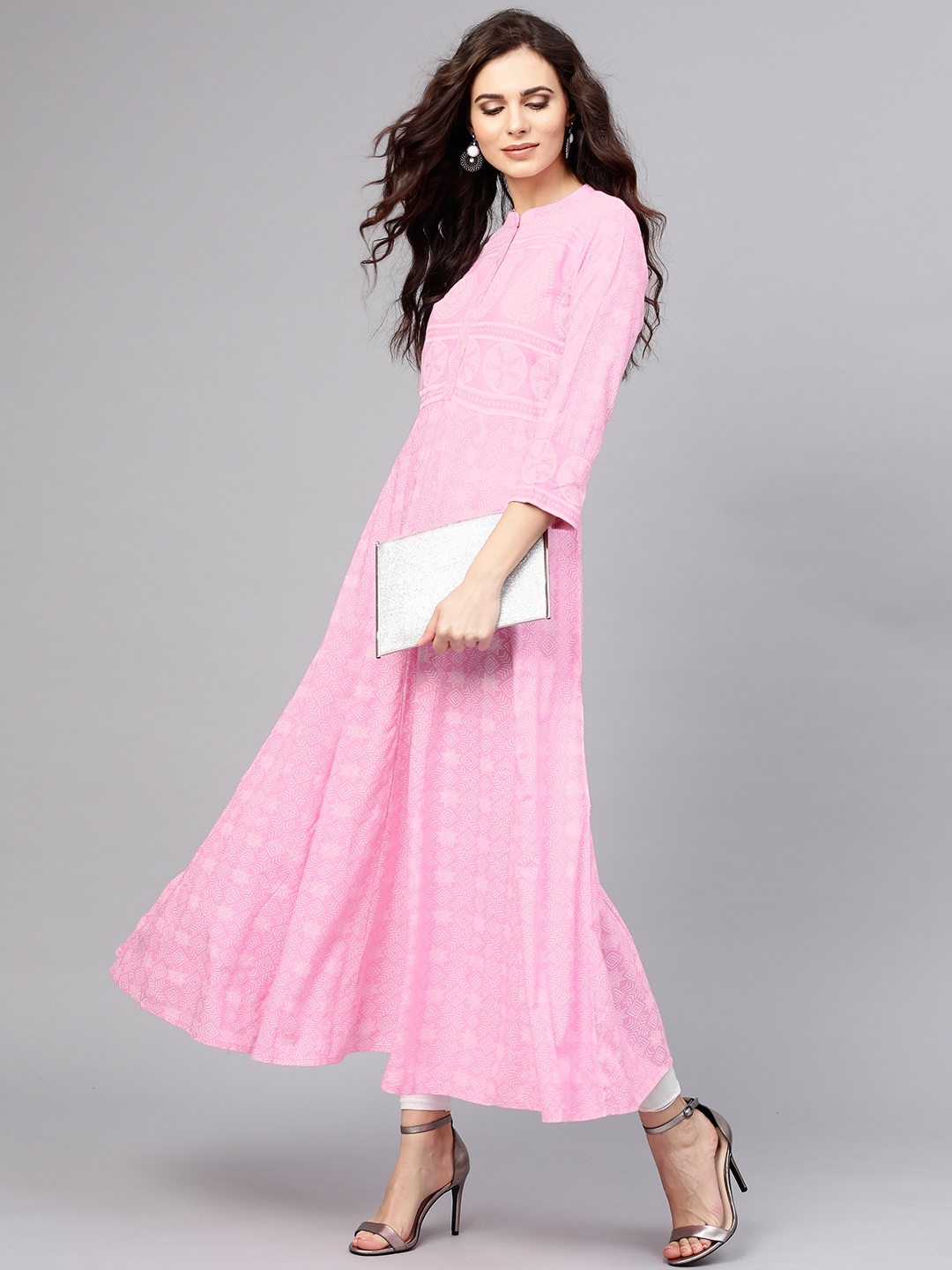 

Varanga Women Pink & White Printed Anarkali Kurta