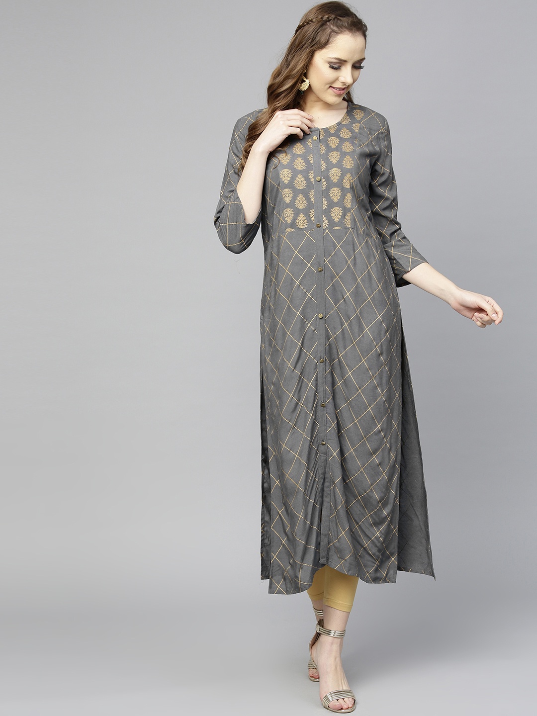 

Varanga Women Grey & Golden Printed Straight Kurta