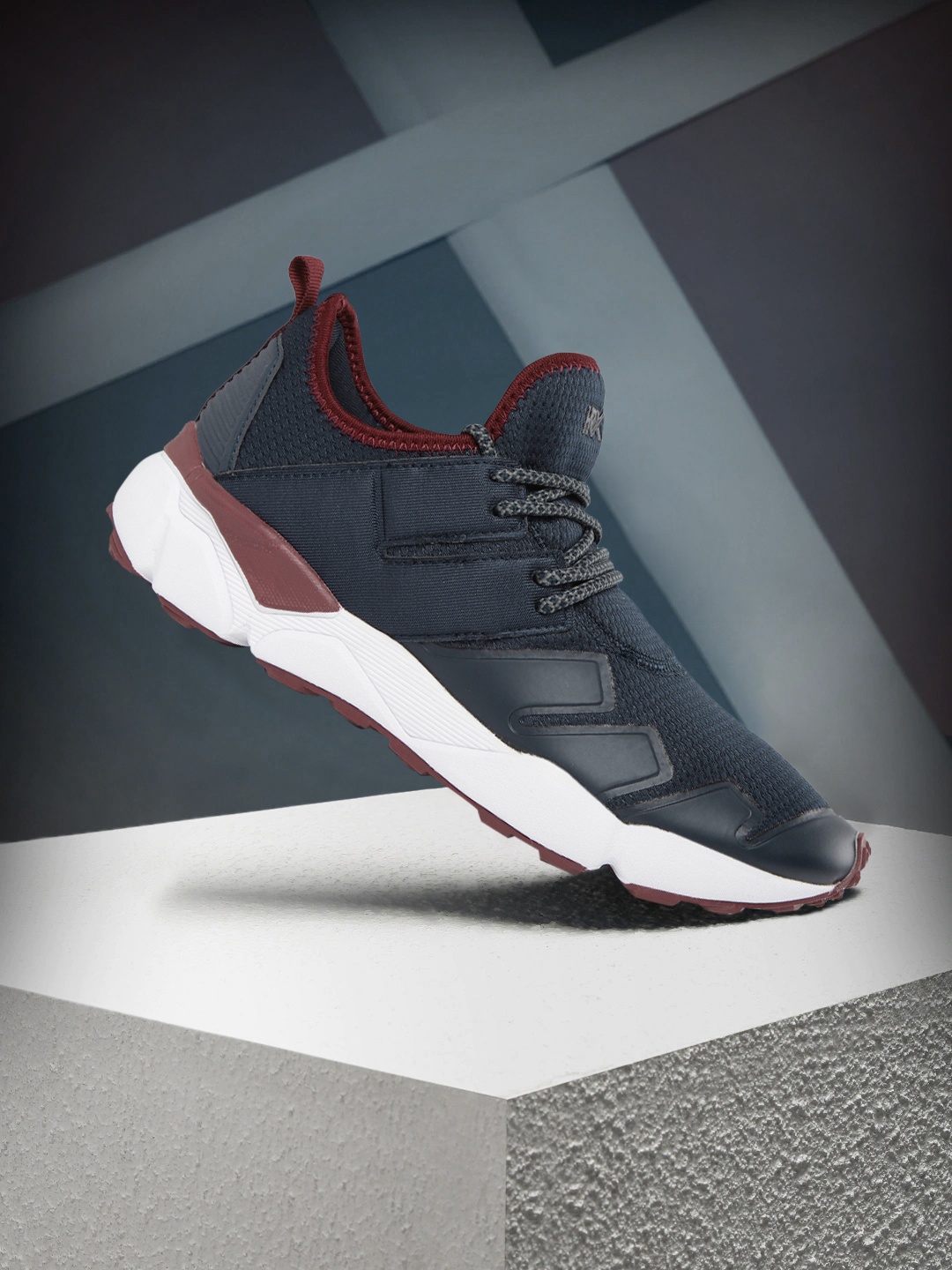

HRX by Hrithik Roshan Men Navy Blue Synthetic Training or Gym Shoes