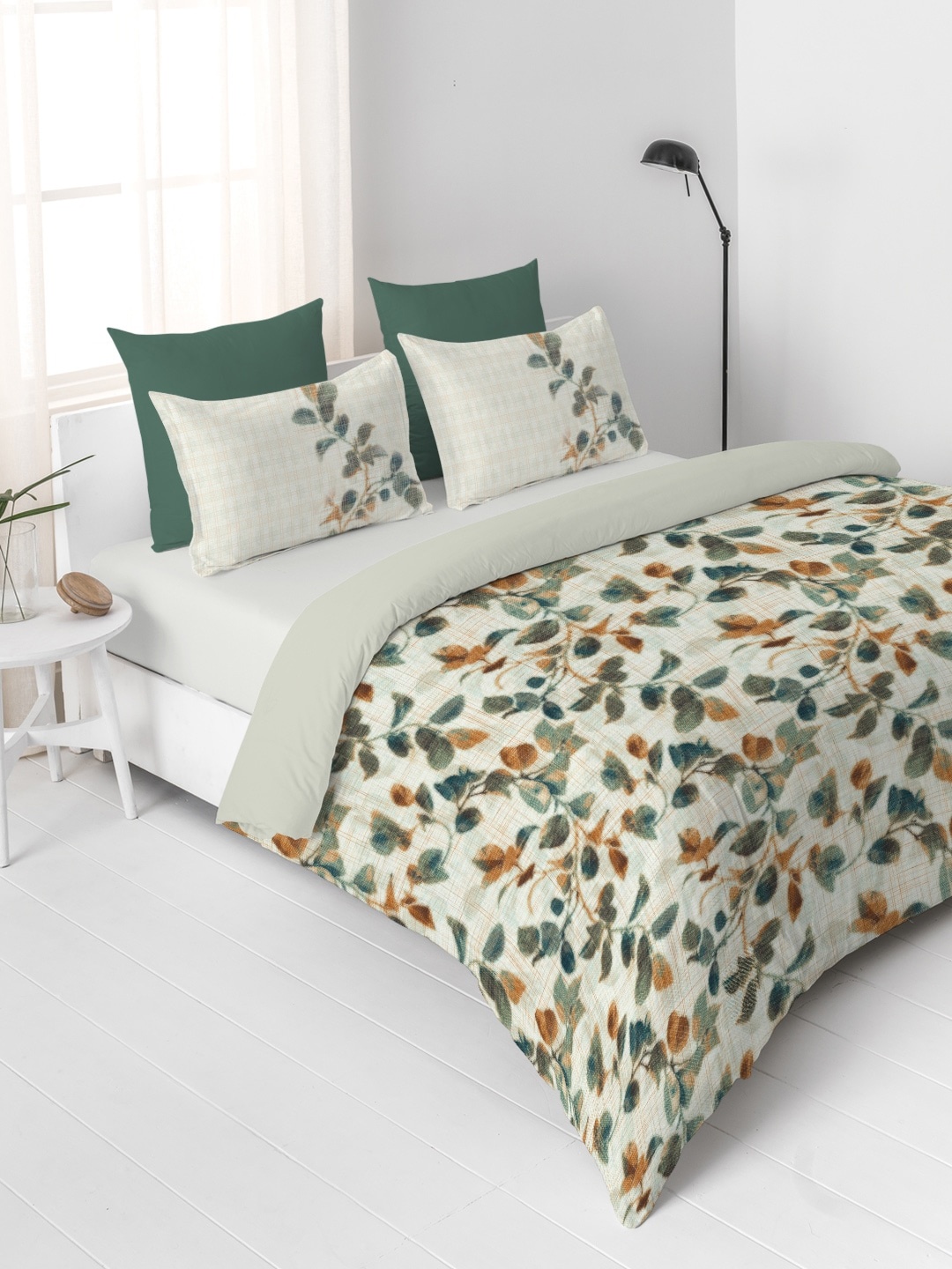 

DDecor Green & Off-White Floral Flat 136 TC Cotton Bedsheet with 1 Pillow Cover