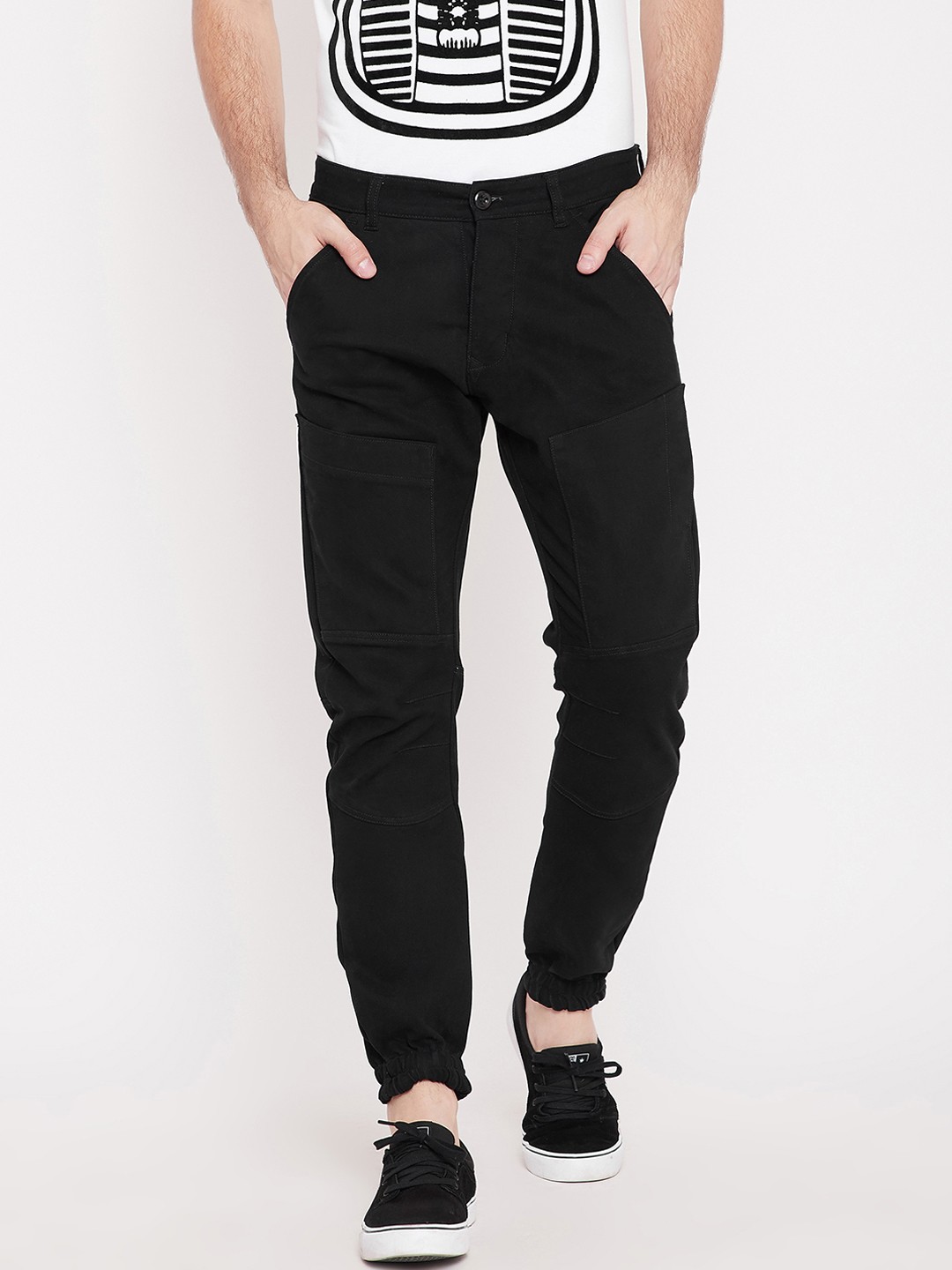 

PUNK Men Black Regular Fit Solid Joggers