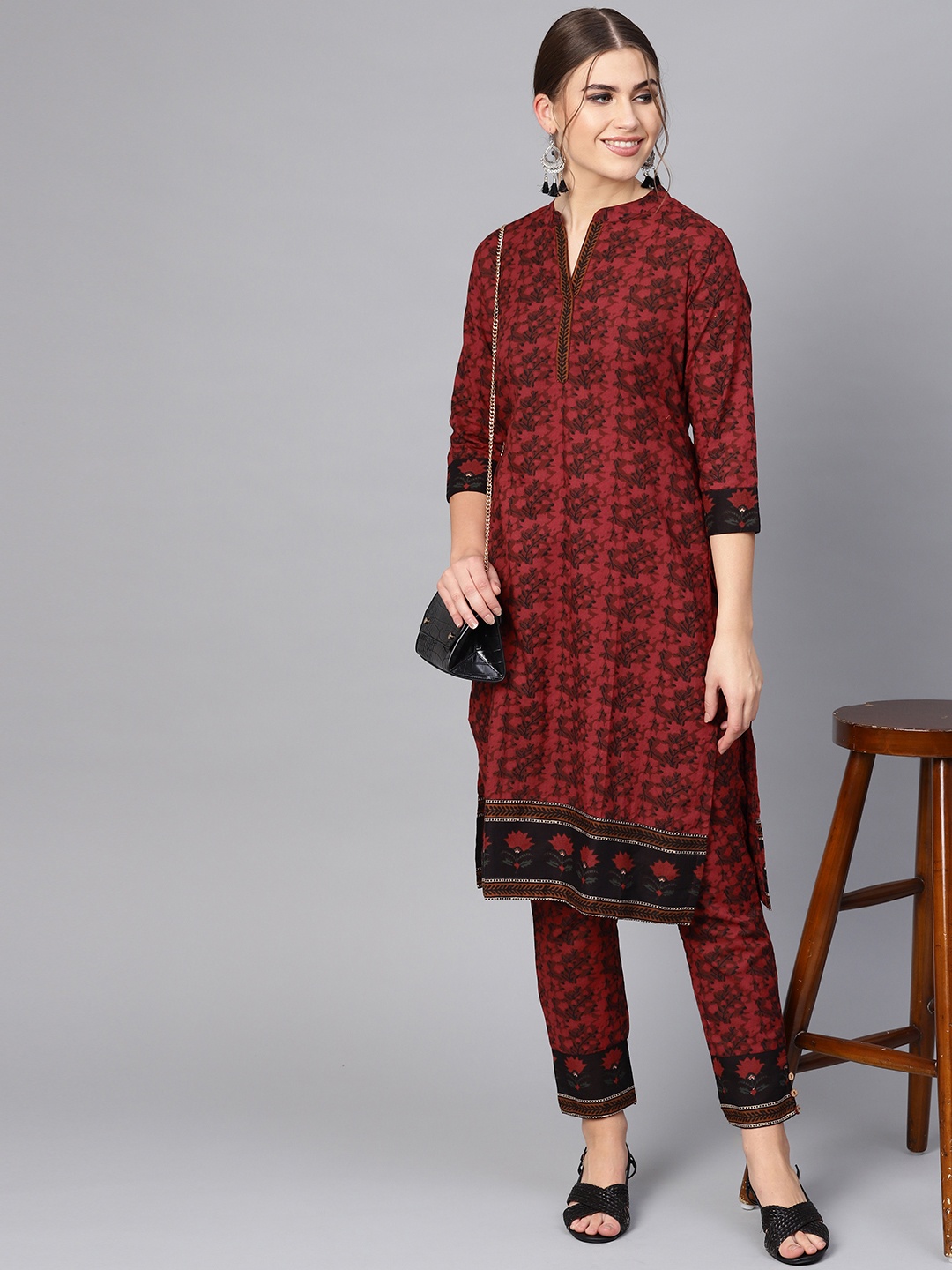 

AKS Women Maroon & Black Printed Kurta with Trousers
